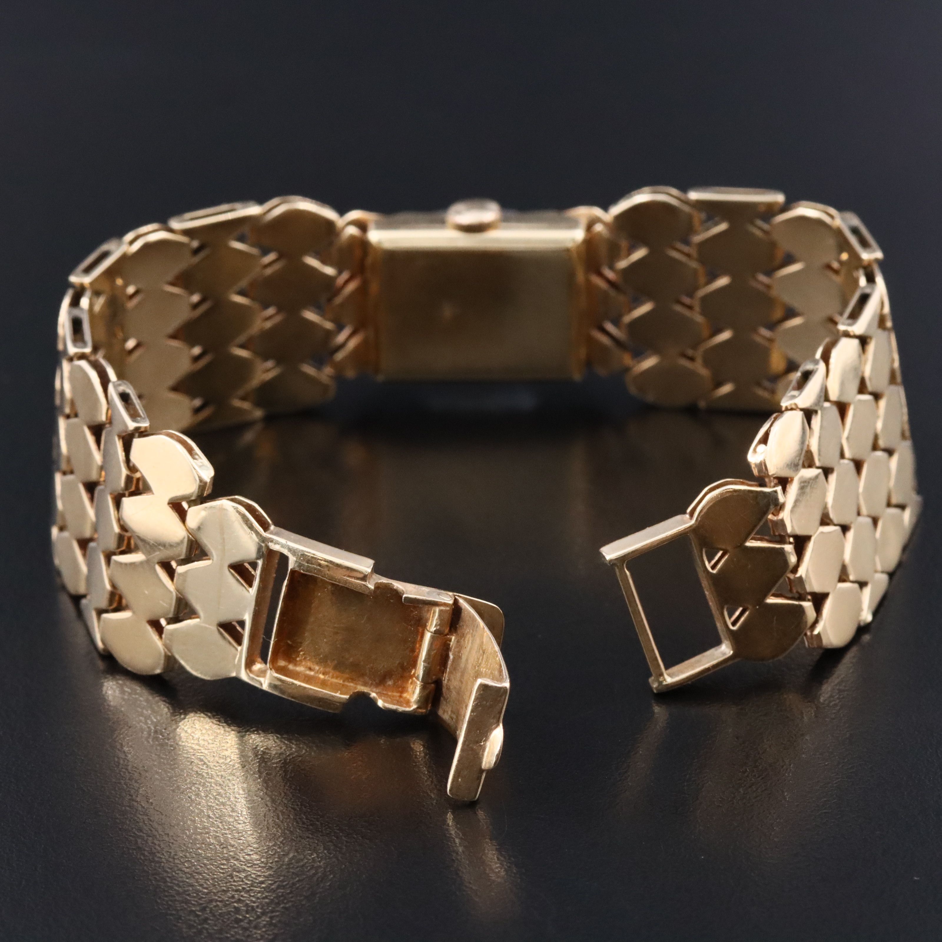 14K Suprecis Incabloc Retro Style Manual Wind Watch