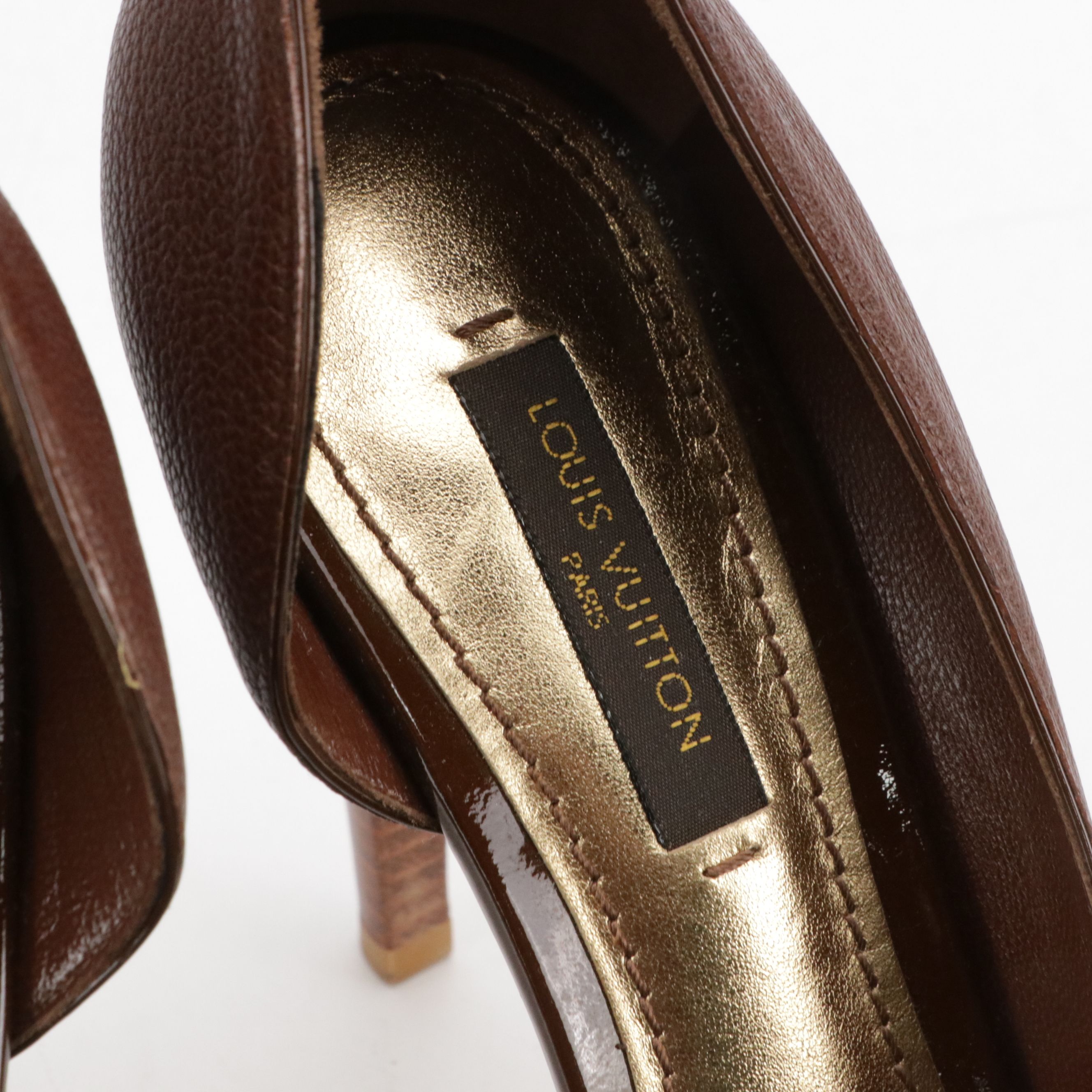 Louis Vuitton D'Orsay Peep Toe Pumps in Brown Grained Leather