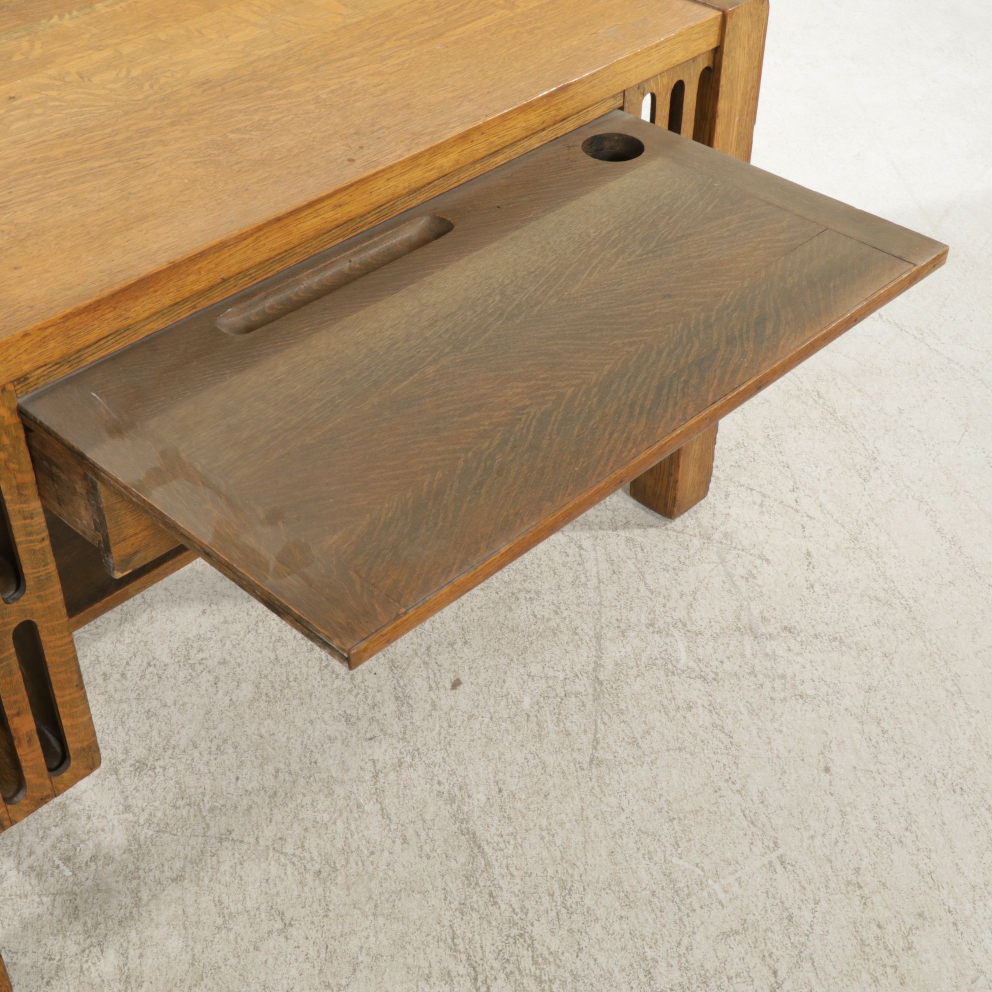 Stickley Brothers Style Arts & Crafts Quarter Sawn Oak Desk