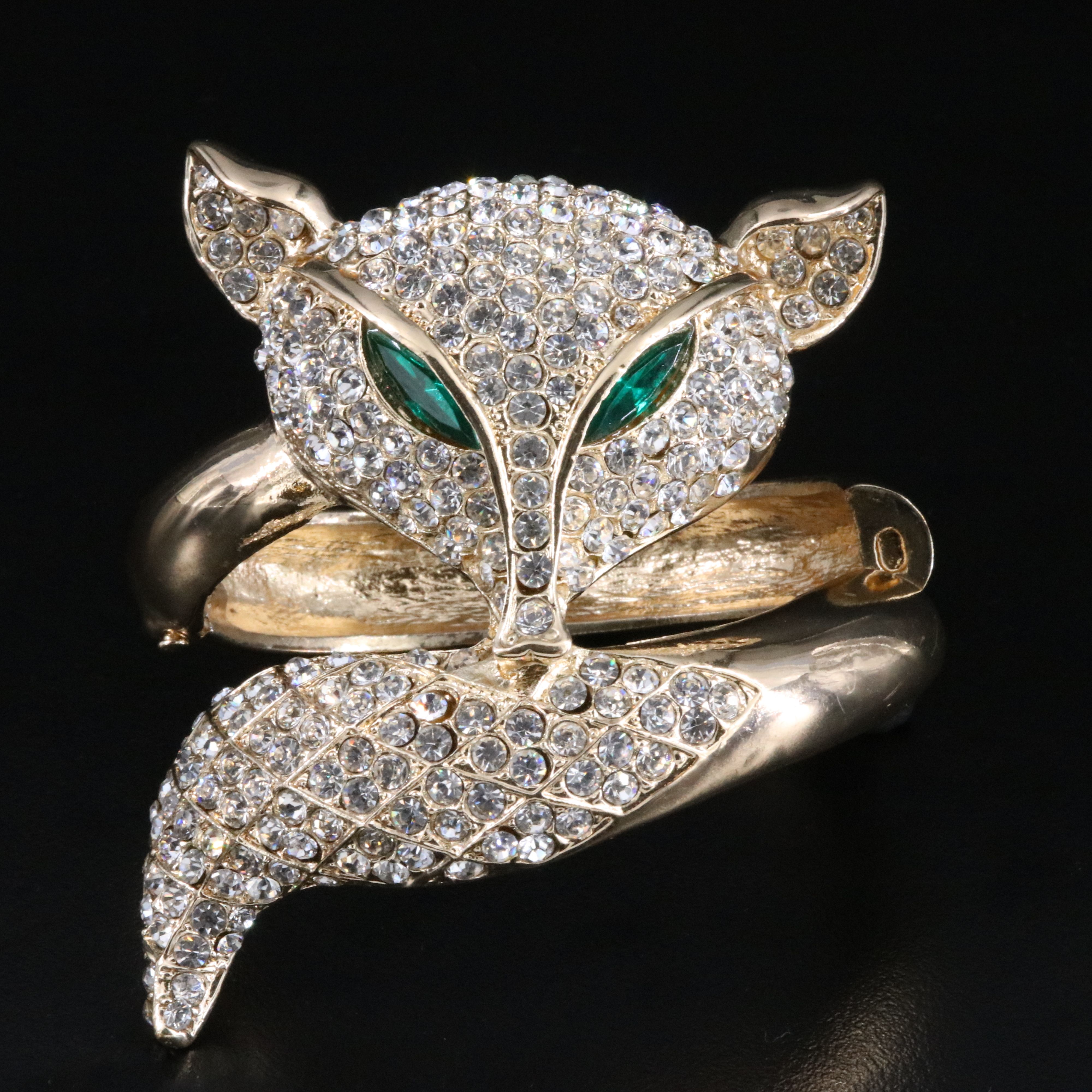 Natasha Fox Rhinestone Clamper