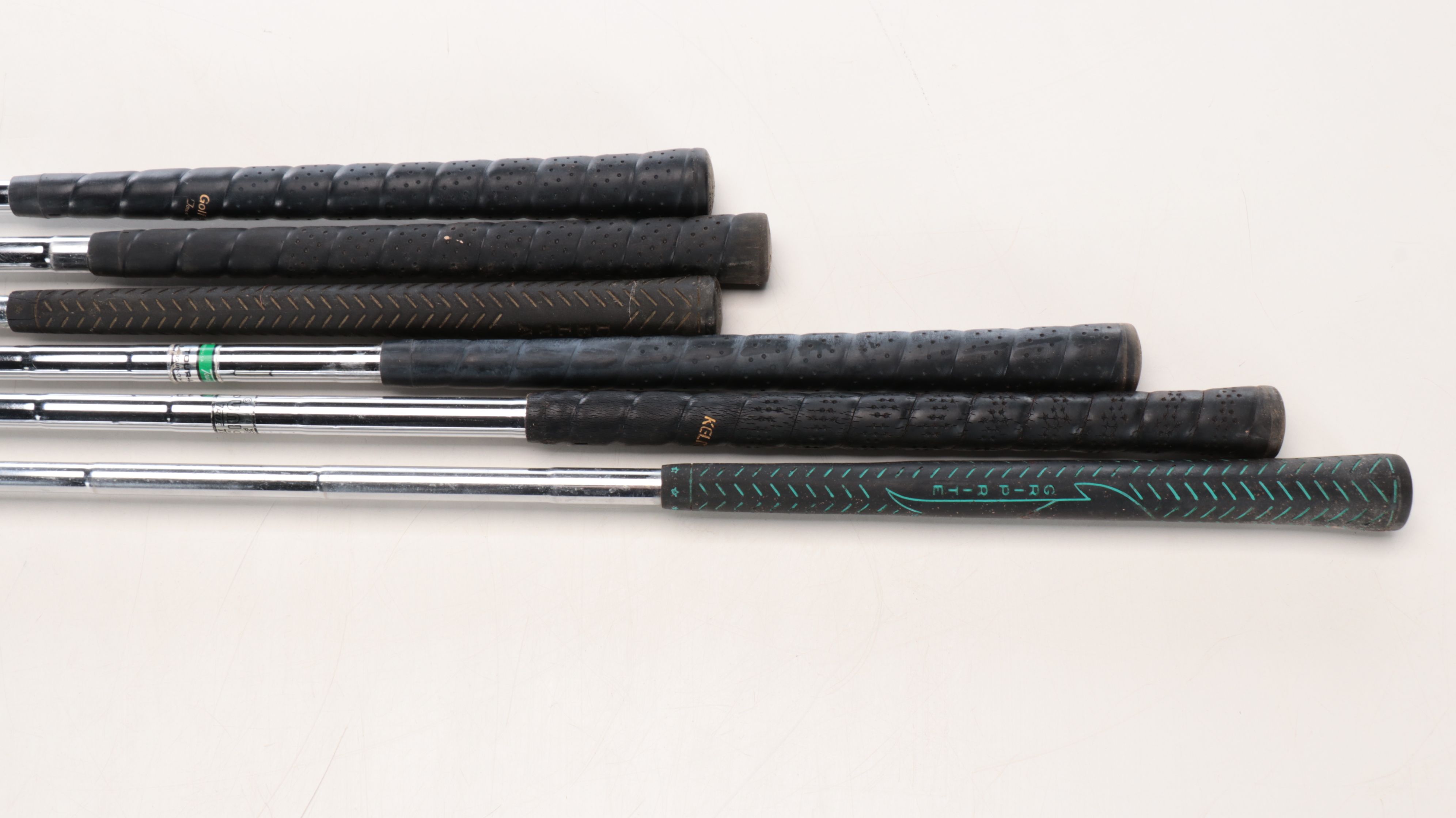 Palm Springs Golf Bag with Diamond and More Golf Clubs