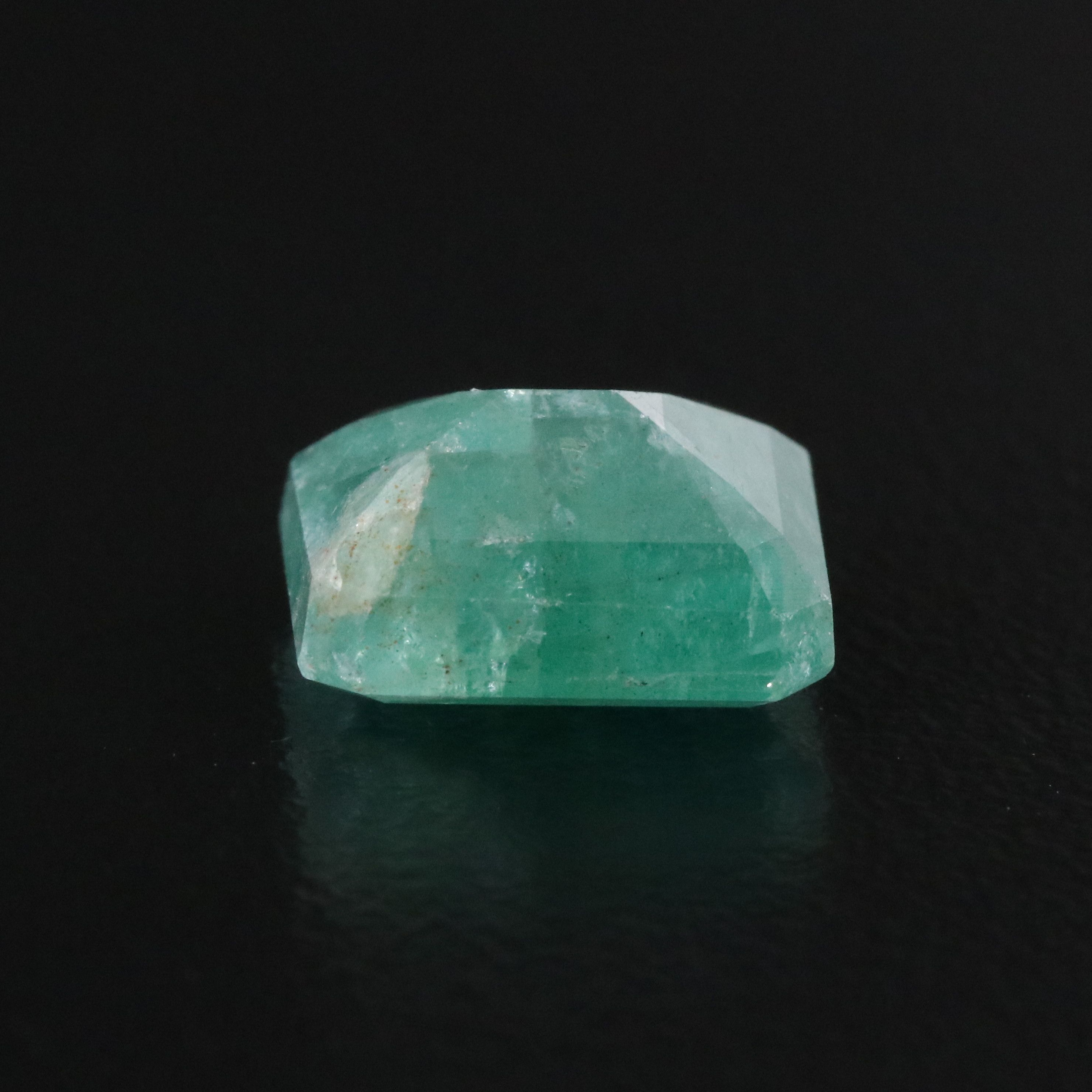 Loose 5.94 CT Emerald