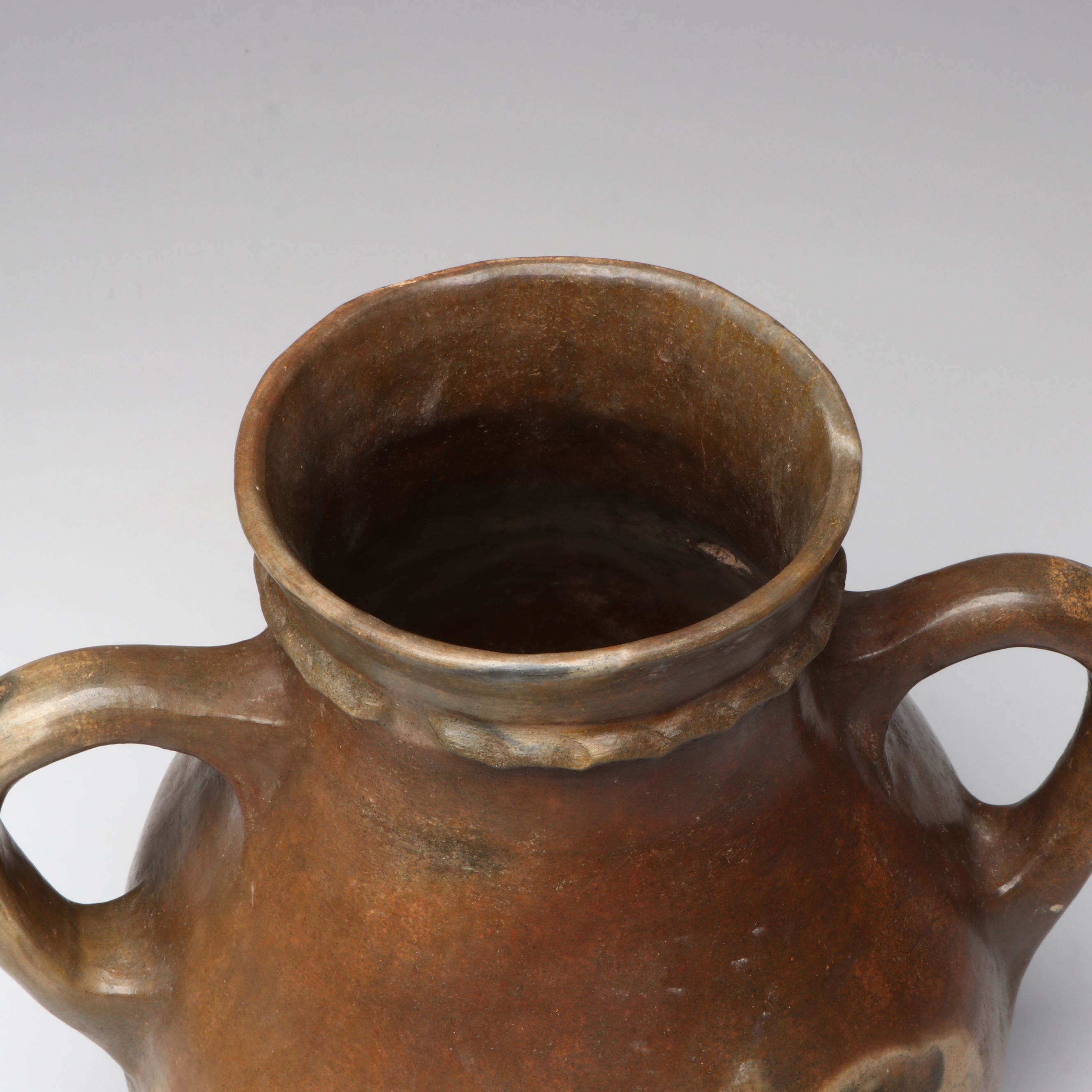 Jimmy Wilson Diné Navajo Double Handled Earthenware Vessel, Late 20th C.