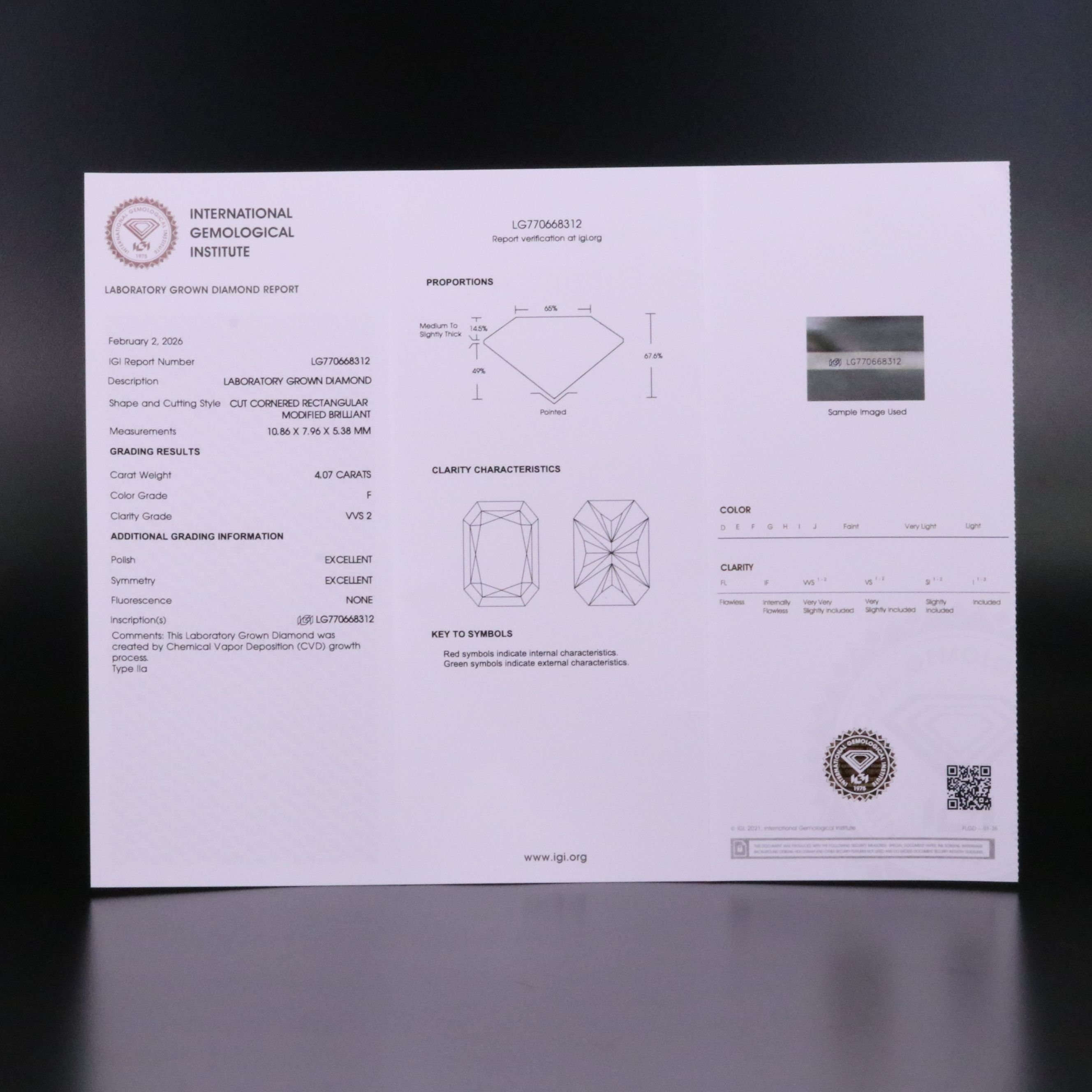 Loose 4.07 CT Lab Grown Diamond with IGI Report