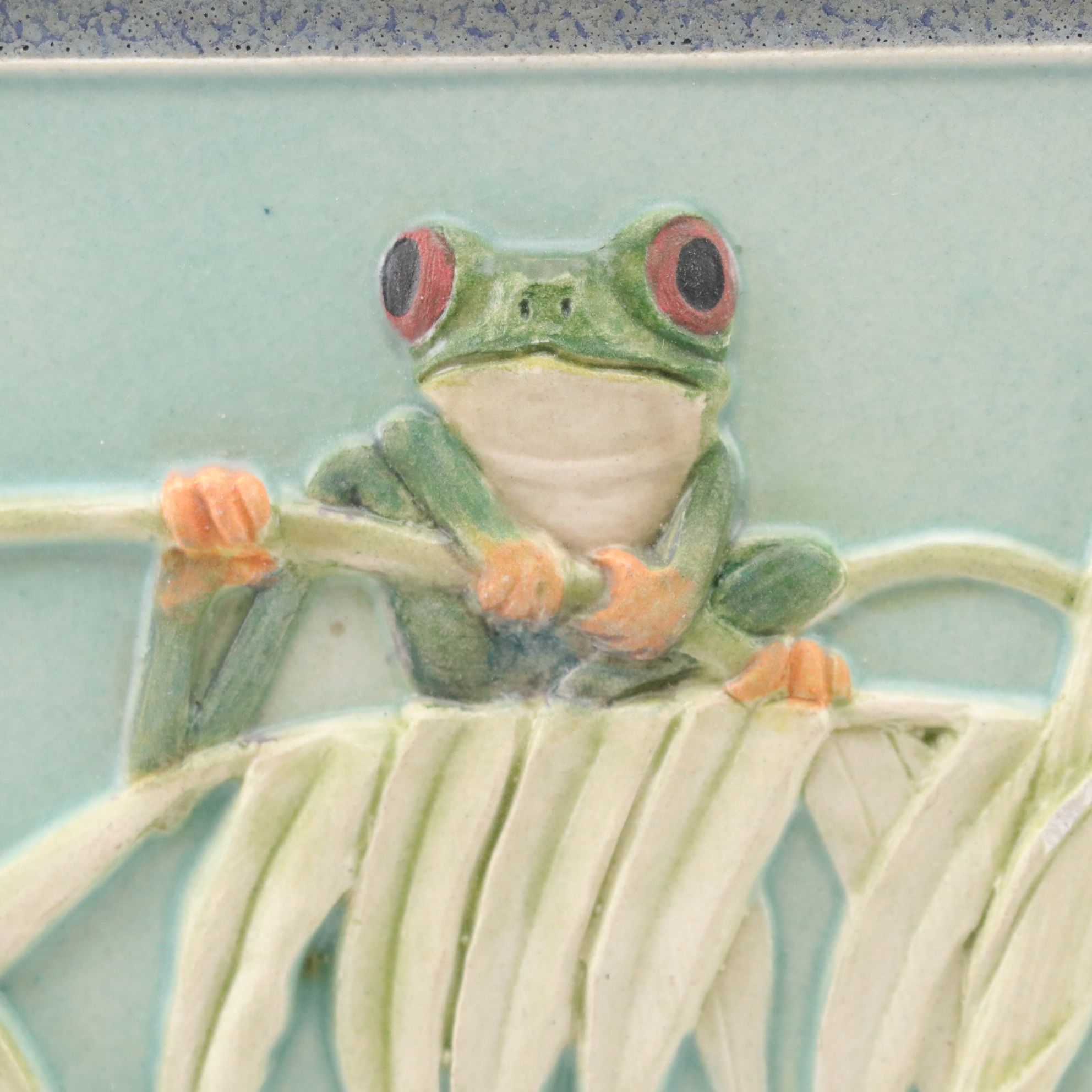 Medicine Bluff Studio Heron and Tree Frog Decorative Tiles by John Beasley