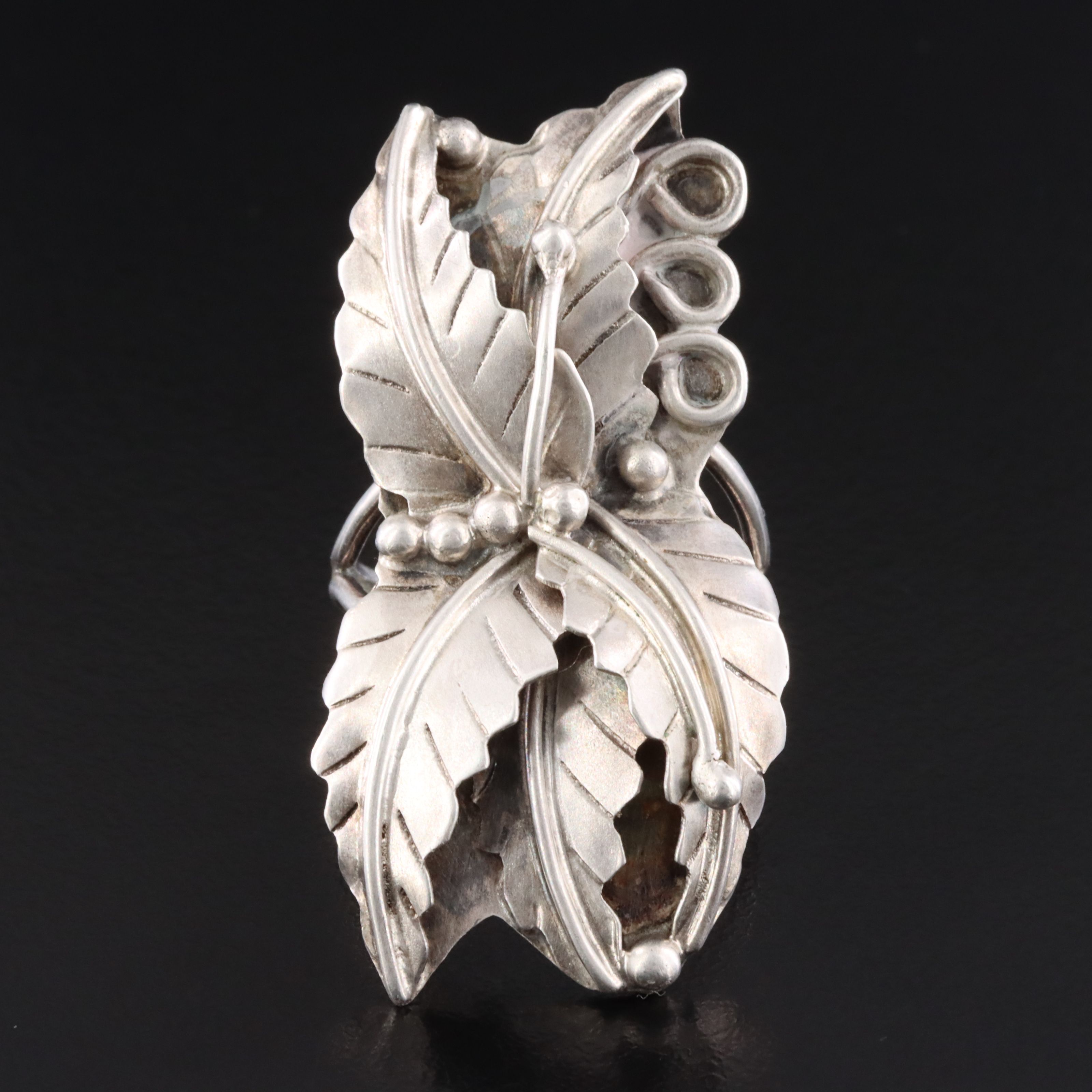 Western Signed Sterling Appliqué Ring