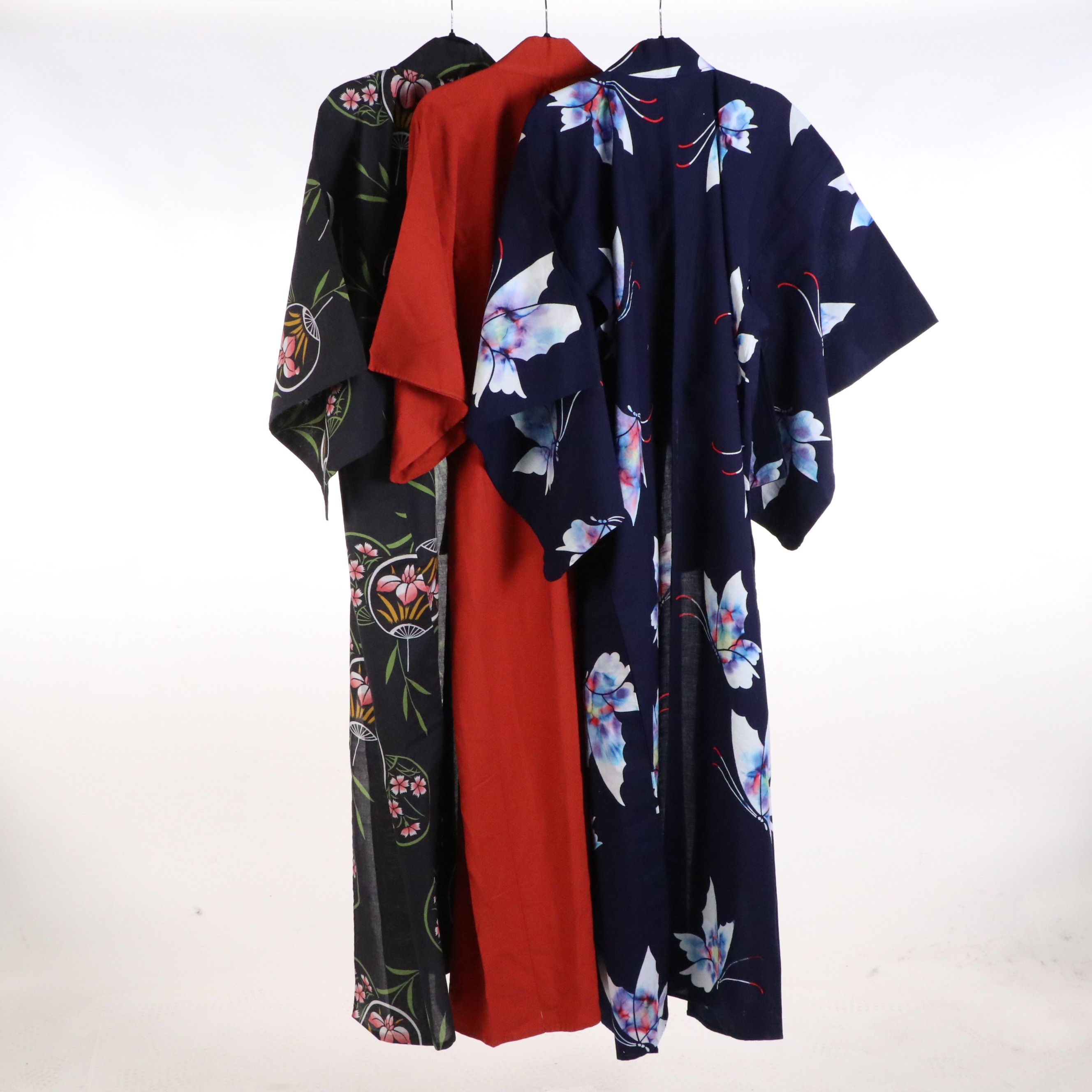Japanese Yukata Kimonos in Floral Printed Cotton with Hanhabas and Other Kimono