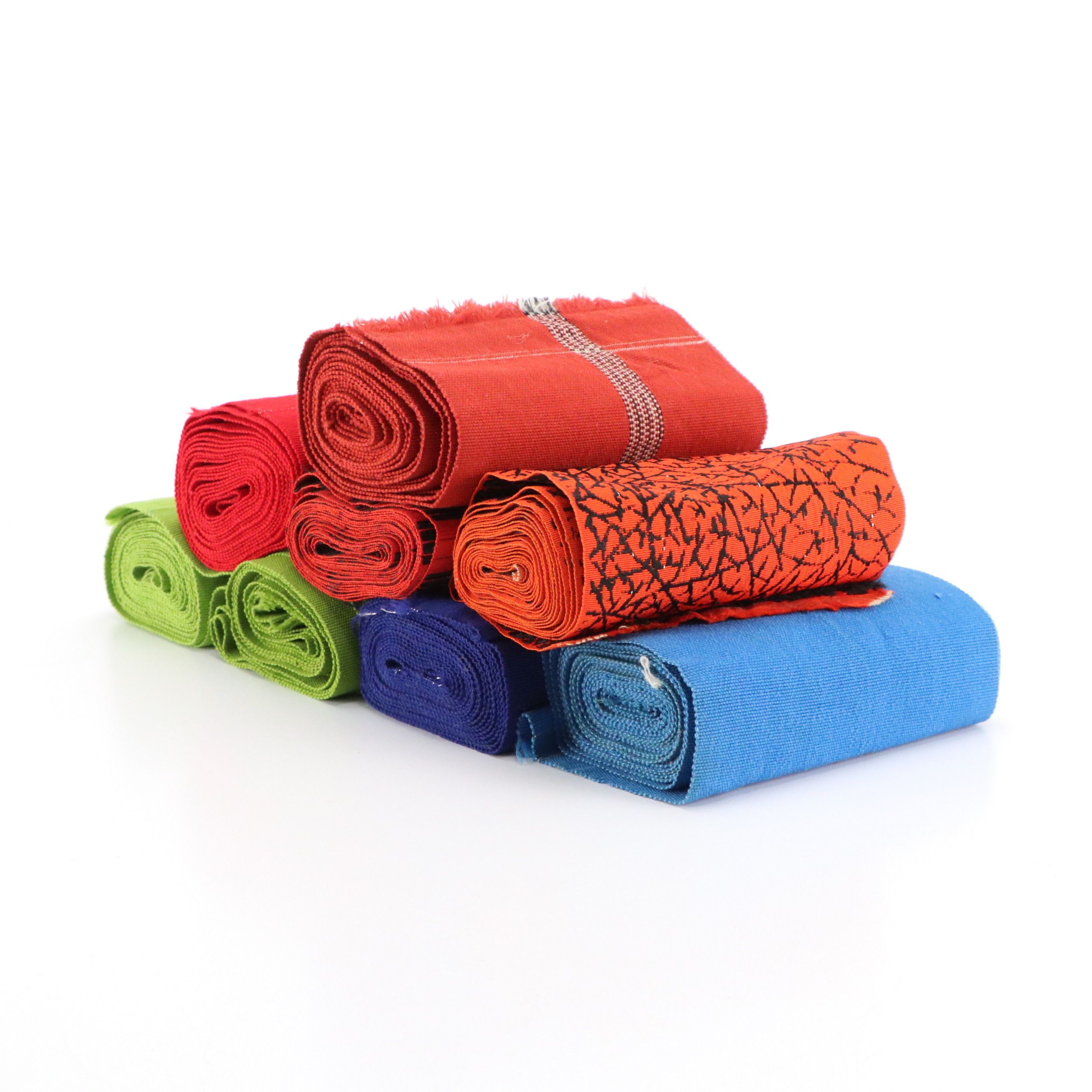 Japanese Yukata Kimonos in Floral Printed Cotton with Hanhabas and Other Kimono