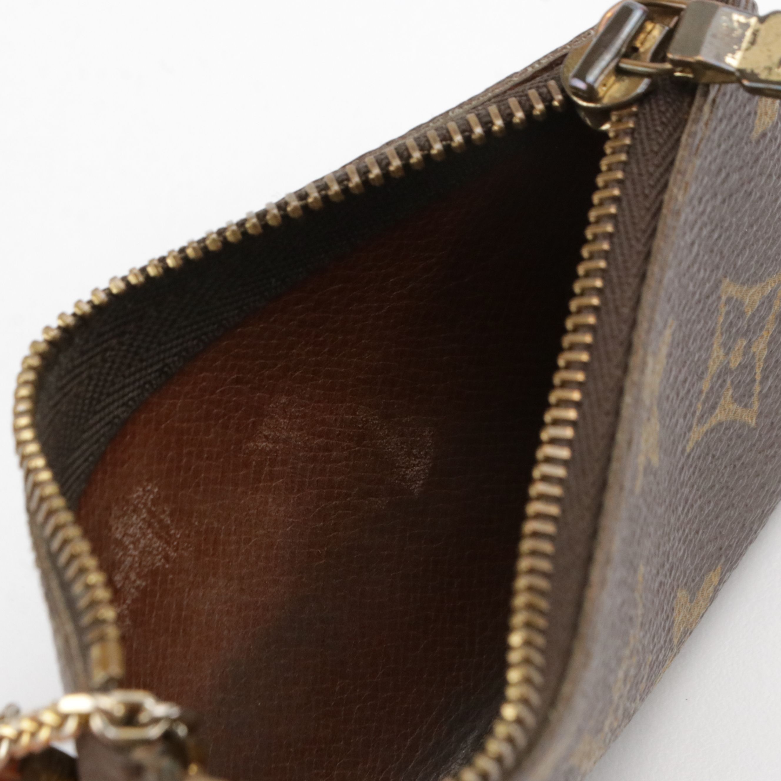 Louis Vuitton Pochette Clés in Monogram Canvas