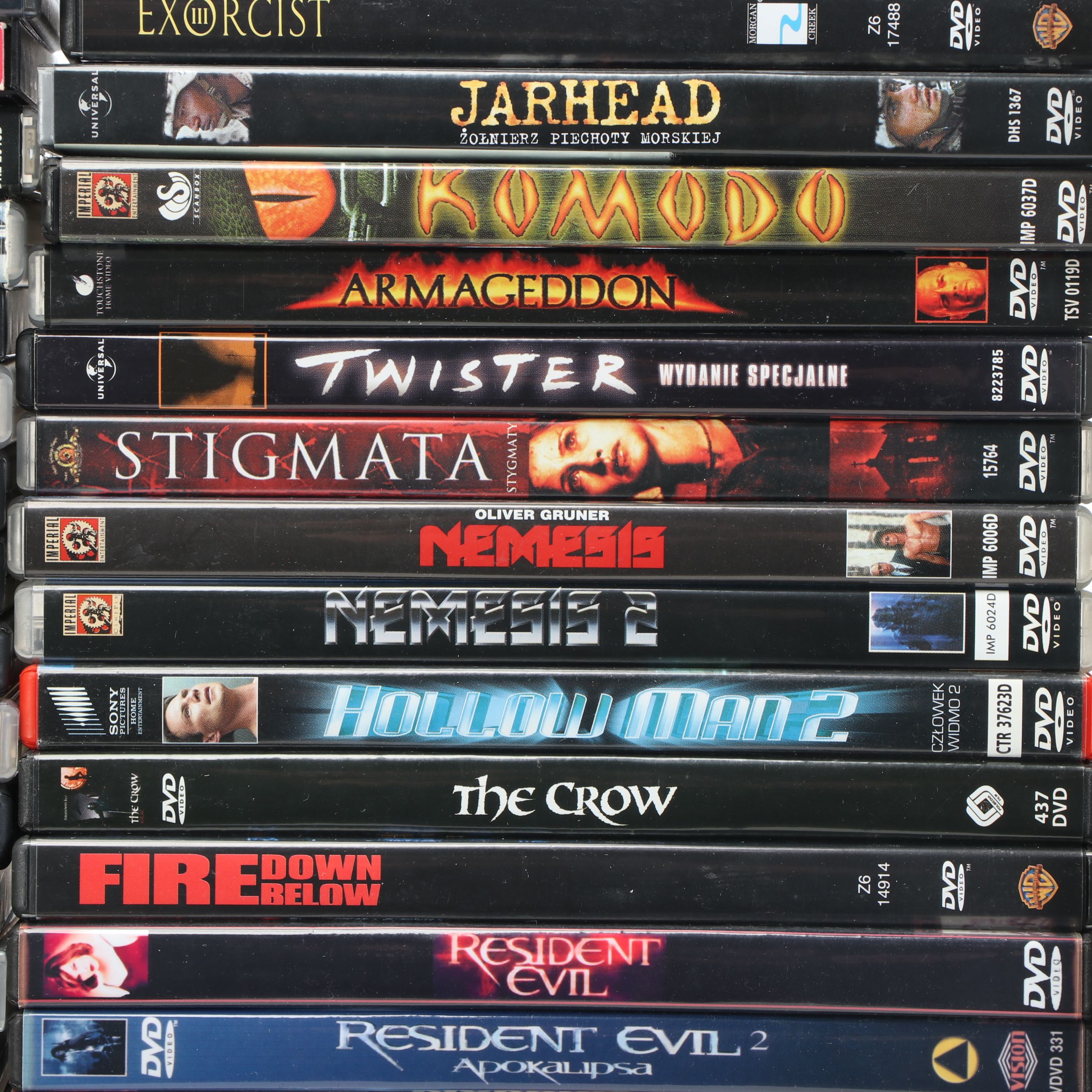 "Sin City," "Dead Poets Society," "Terminal" and More DVDs