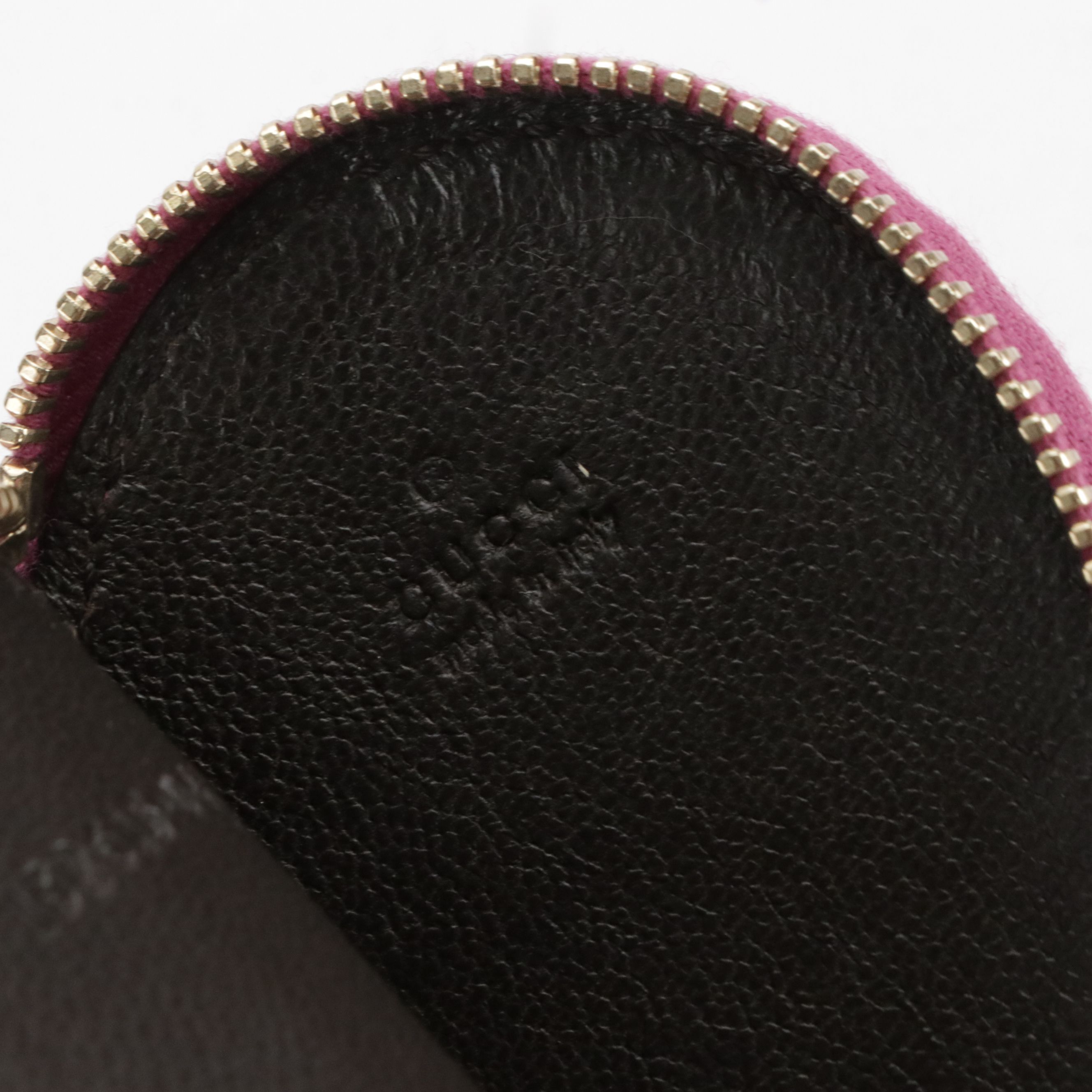 Gucci Heart Coin Pouch in Metallic Pink Guccissima Leather, With Box