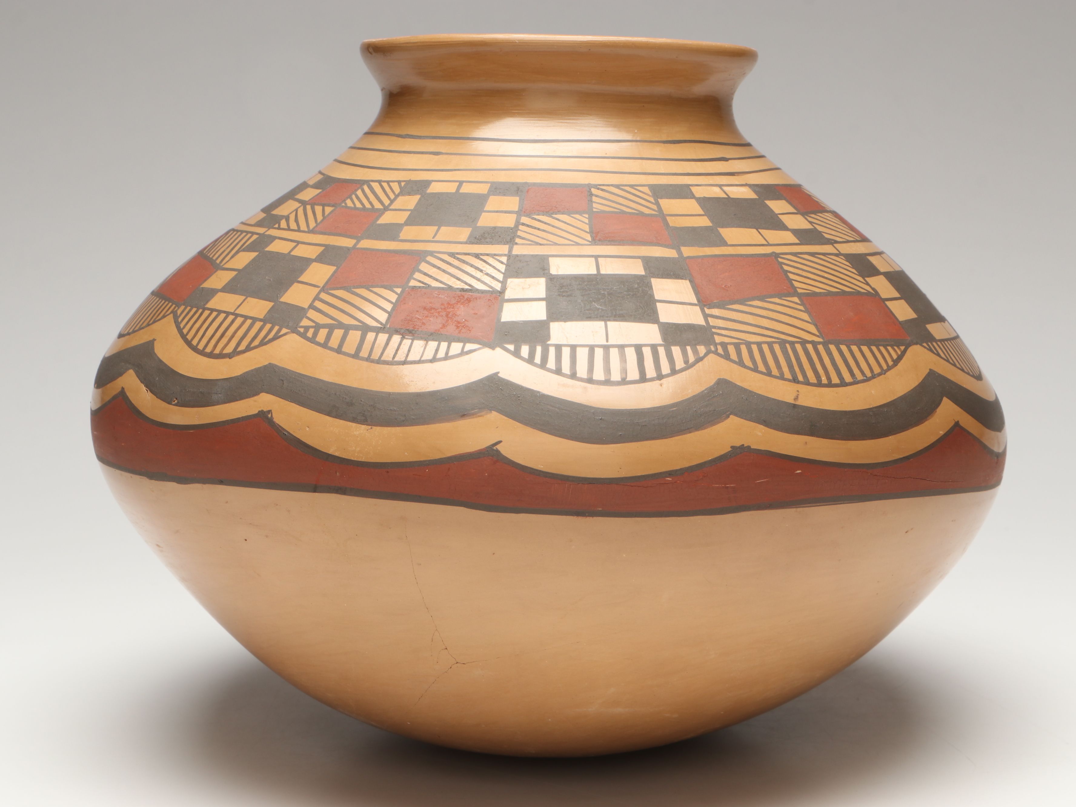 Mexican Mata Ortiz Style Hand Thrown Ceramic Pots