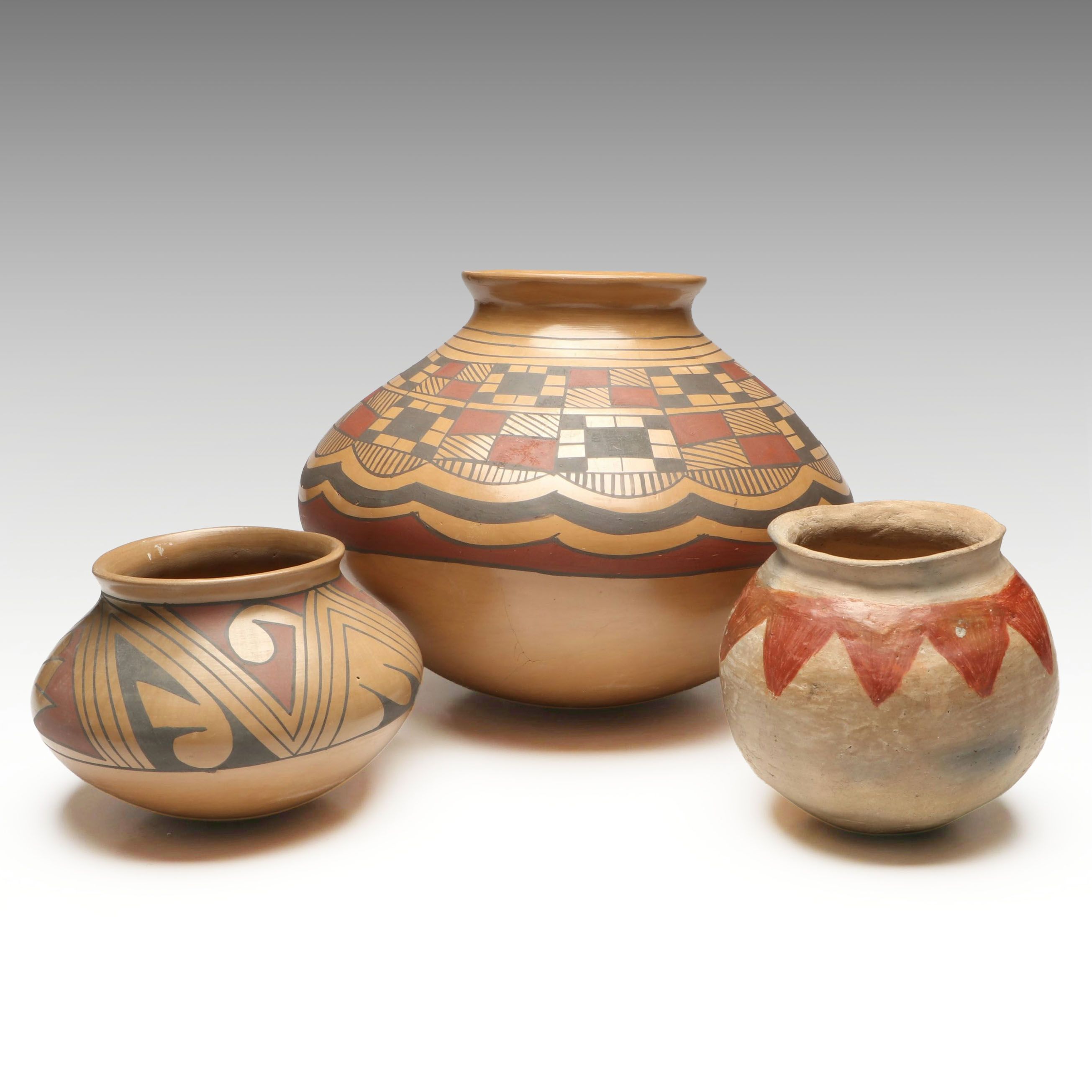 Mexican Mata Ortiz Style Hand Thrown Ceramic Pots