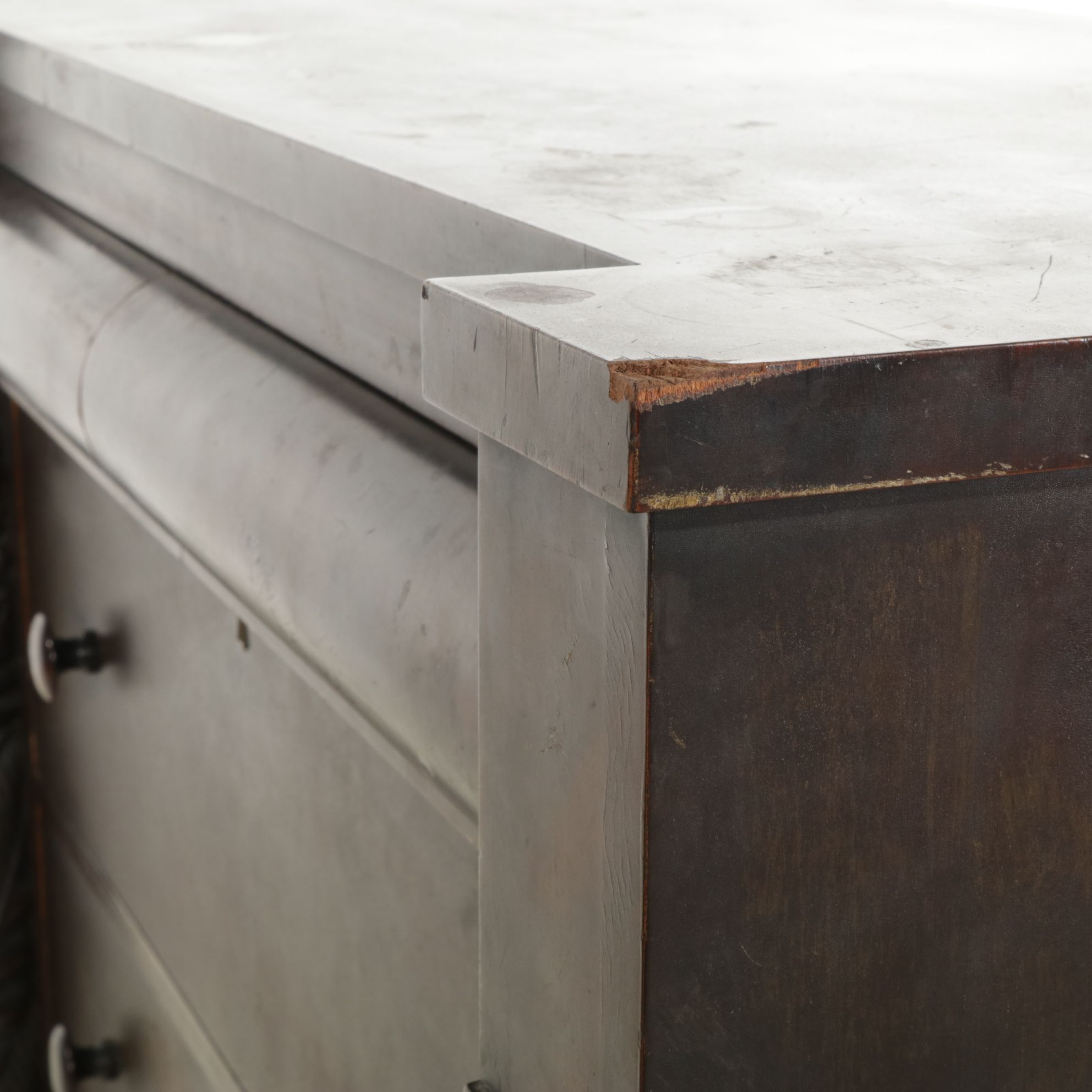 Empire Style Mahogany Chest of Drawers with Pineapple Columns, Late 19th Century