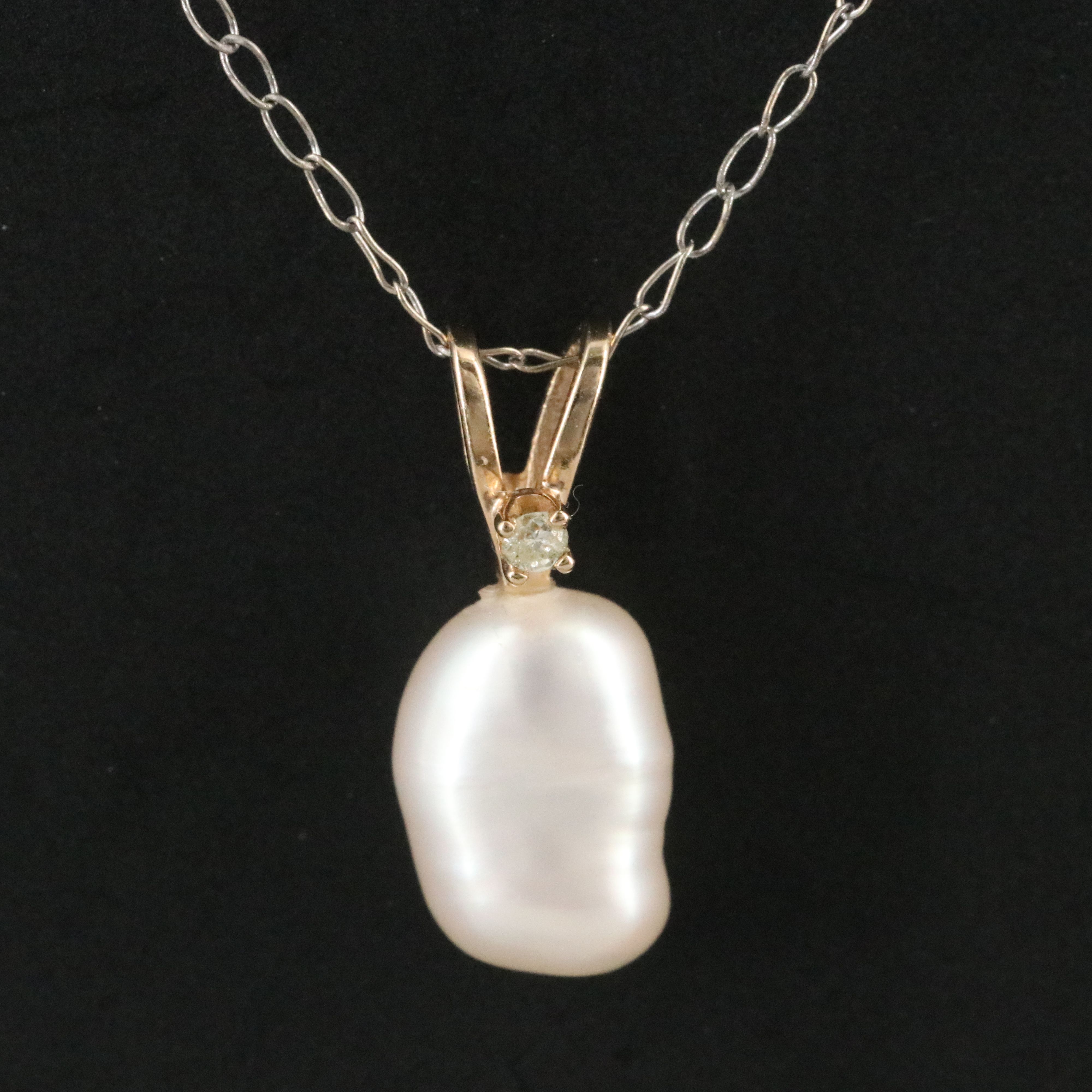 14K Baroque Pearl and Diamond Pendant Necklace