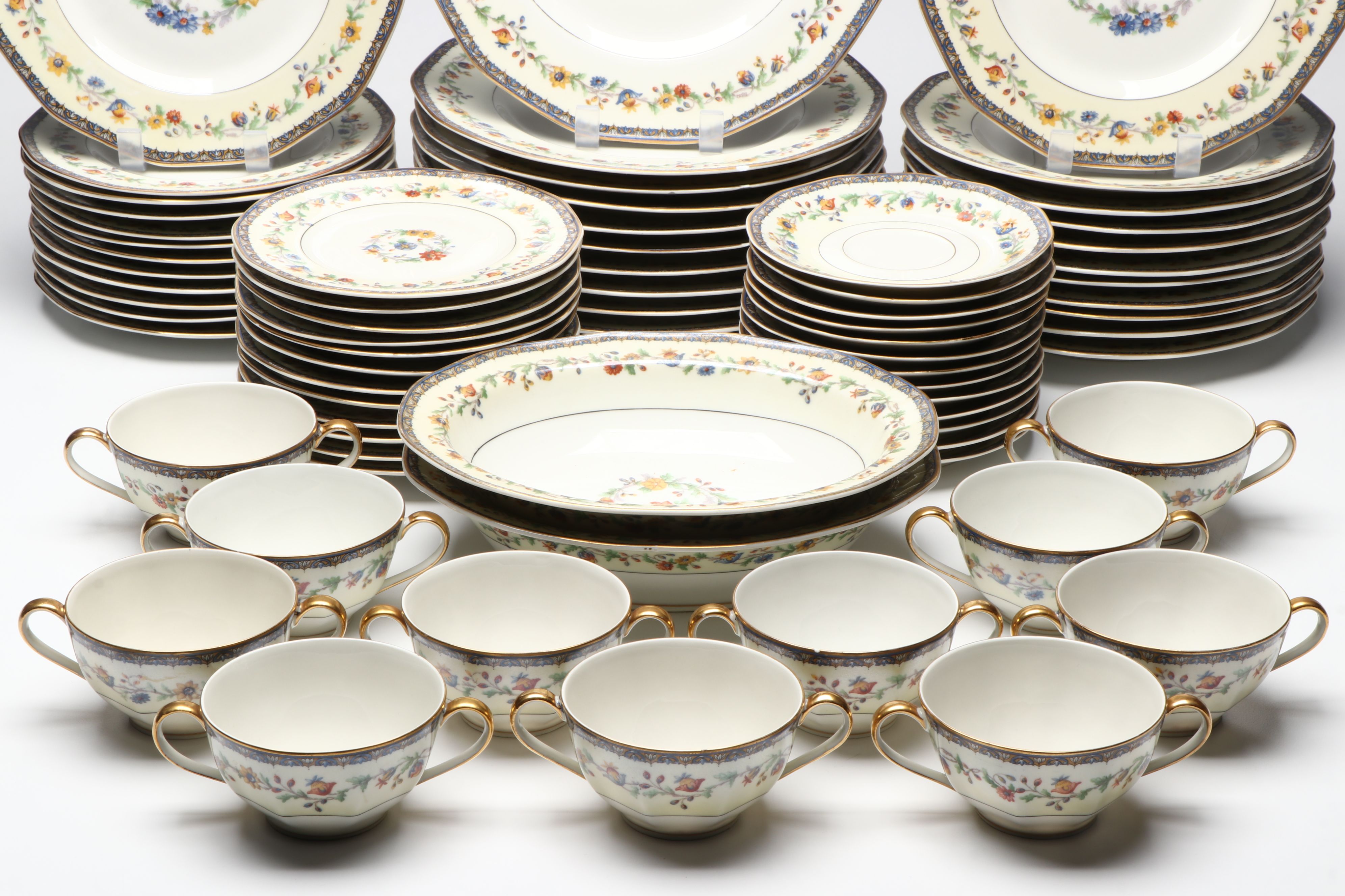 Theodore Haviland "Chateaudun" Porcelain Dinnerware