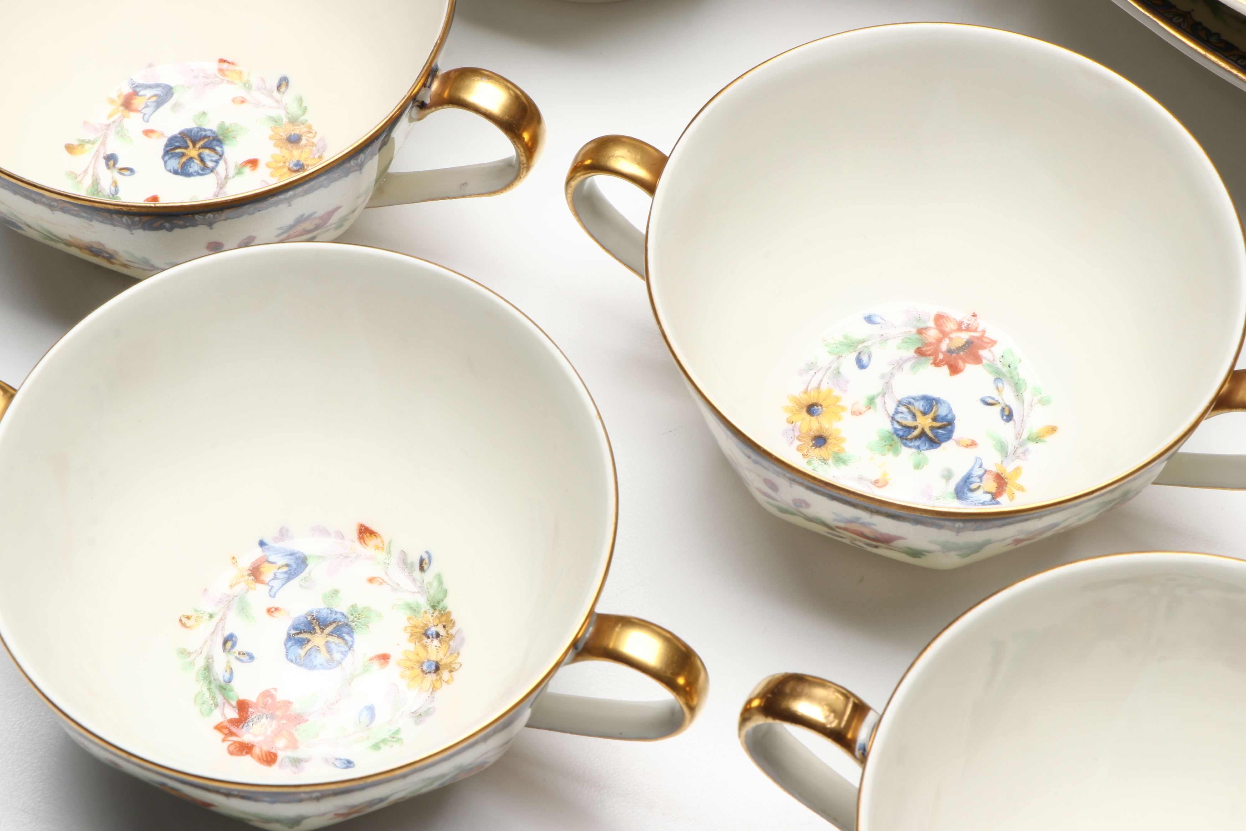 Theodore Haviland "Chateaudun" Porcelain Dinnerware