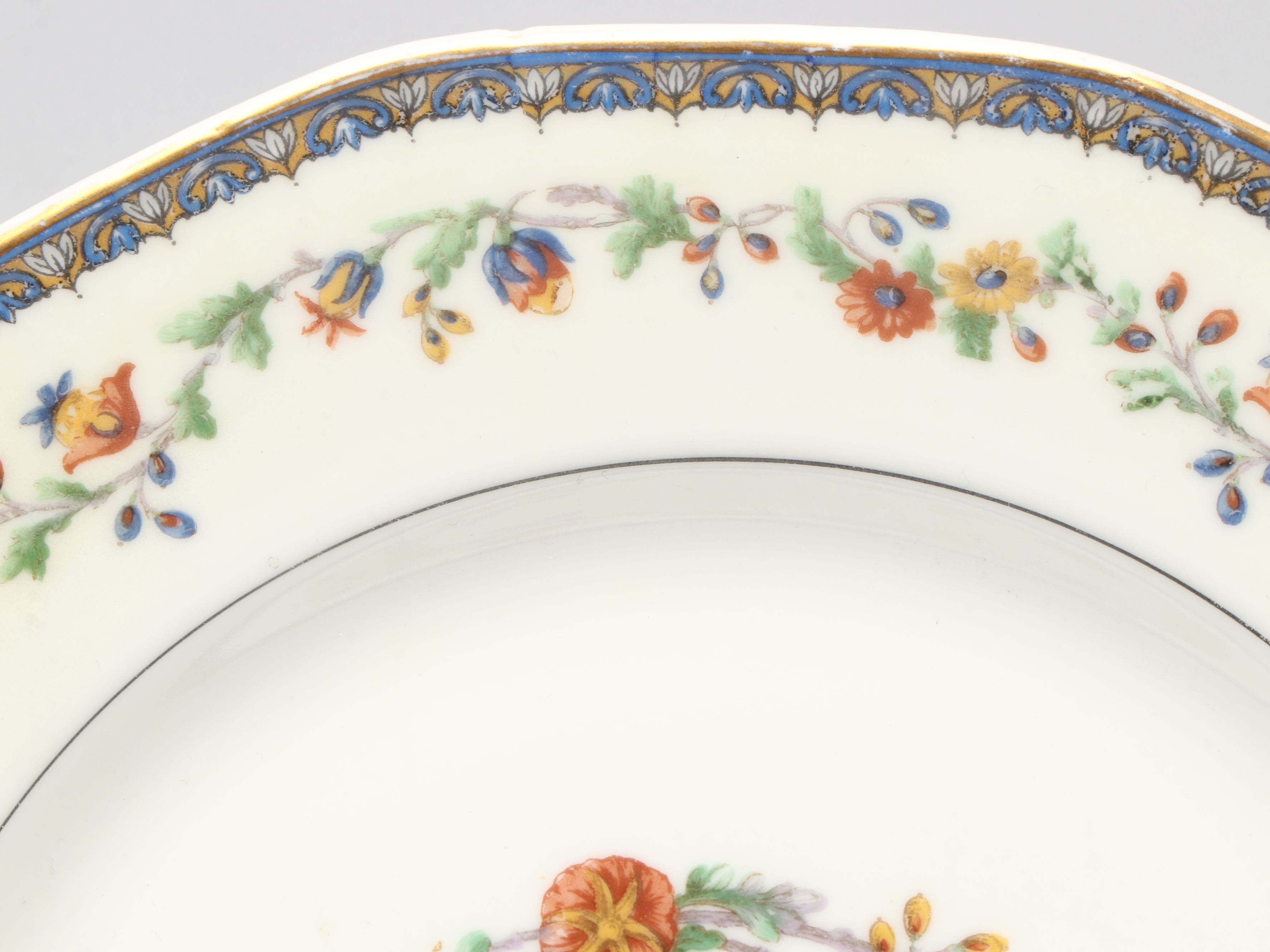 Theodore Haviland "Chateaudun" Porcelain Dinnerware