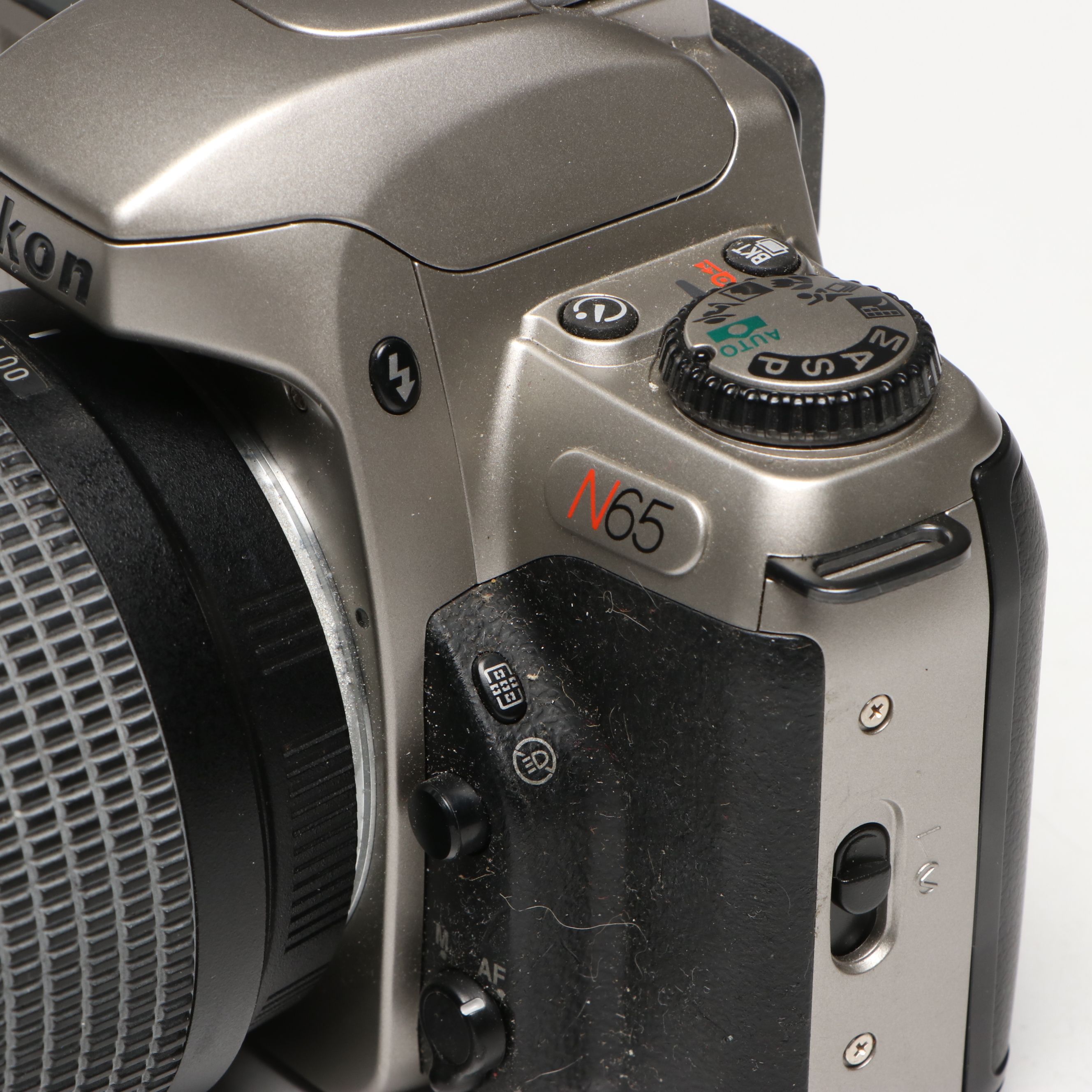 Nikon Pronea 6i, N6006 and N65 Film Cameras