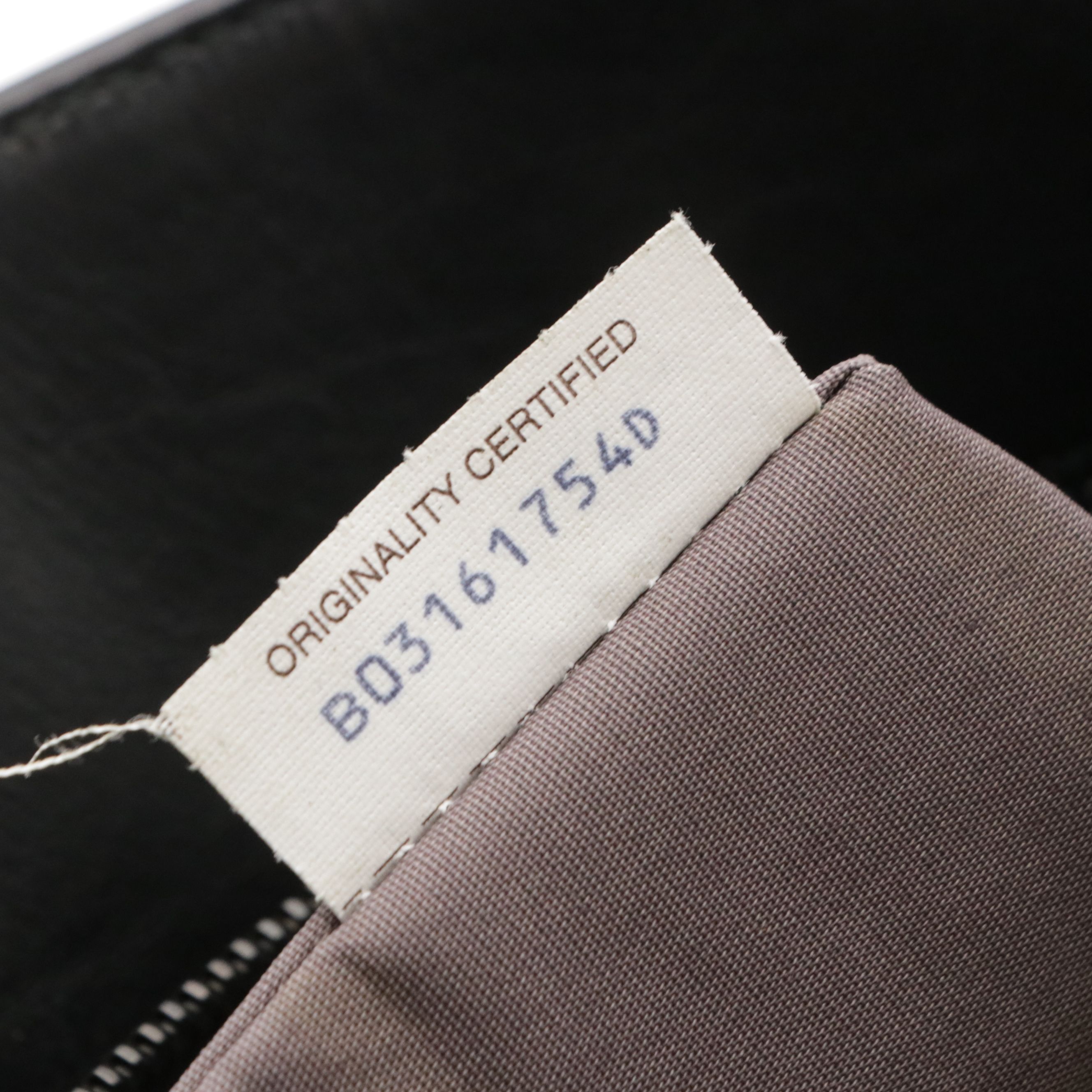 Bottega Veneta Two-Way Business Bag in Black Intrecciato and Calfskin Leather