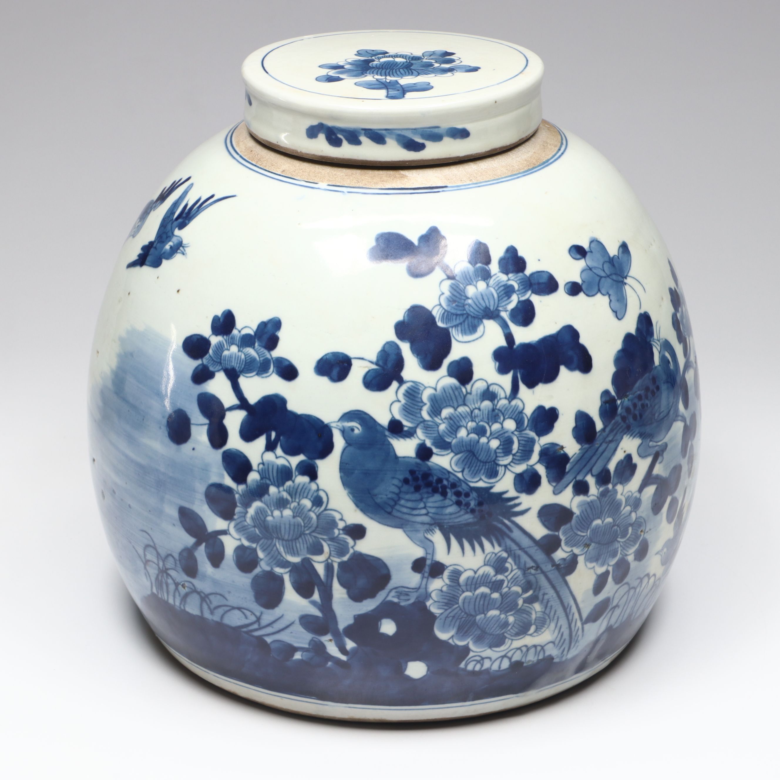Chinese Hand-Painted Blue and White Floral and Bird Motif Porcelain Ginger Jar
