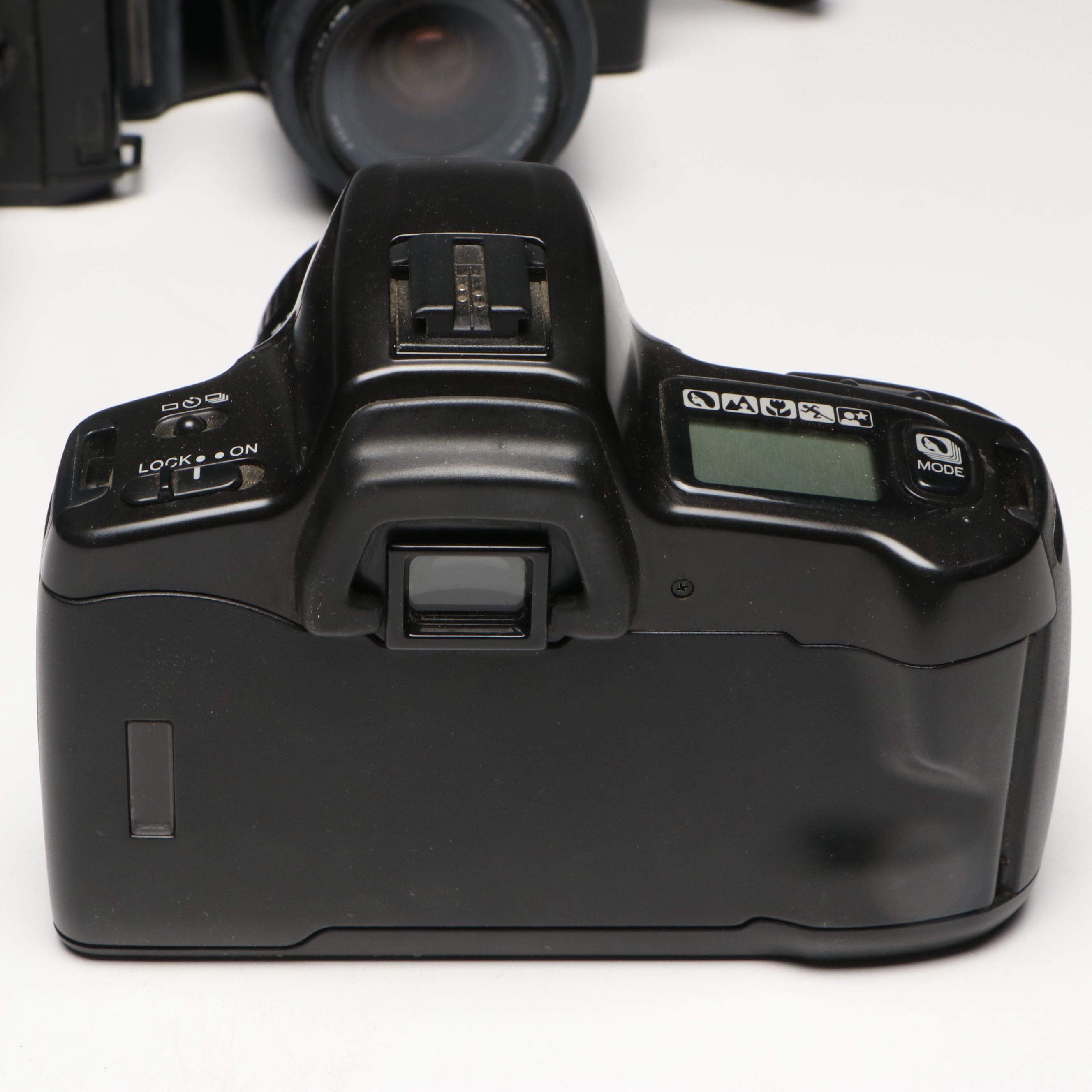 Minolta Maxxum 35mm SLR Film Cameras, Late 20th Century