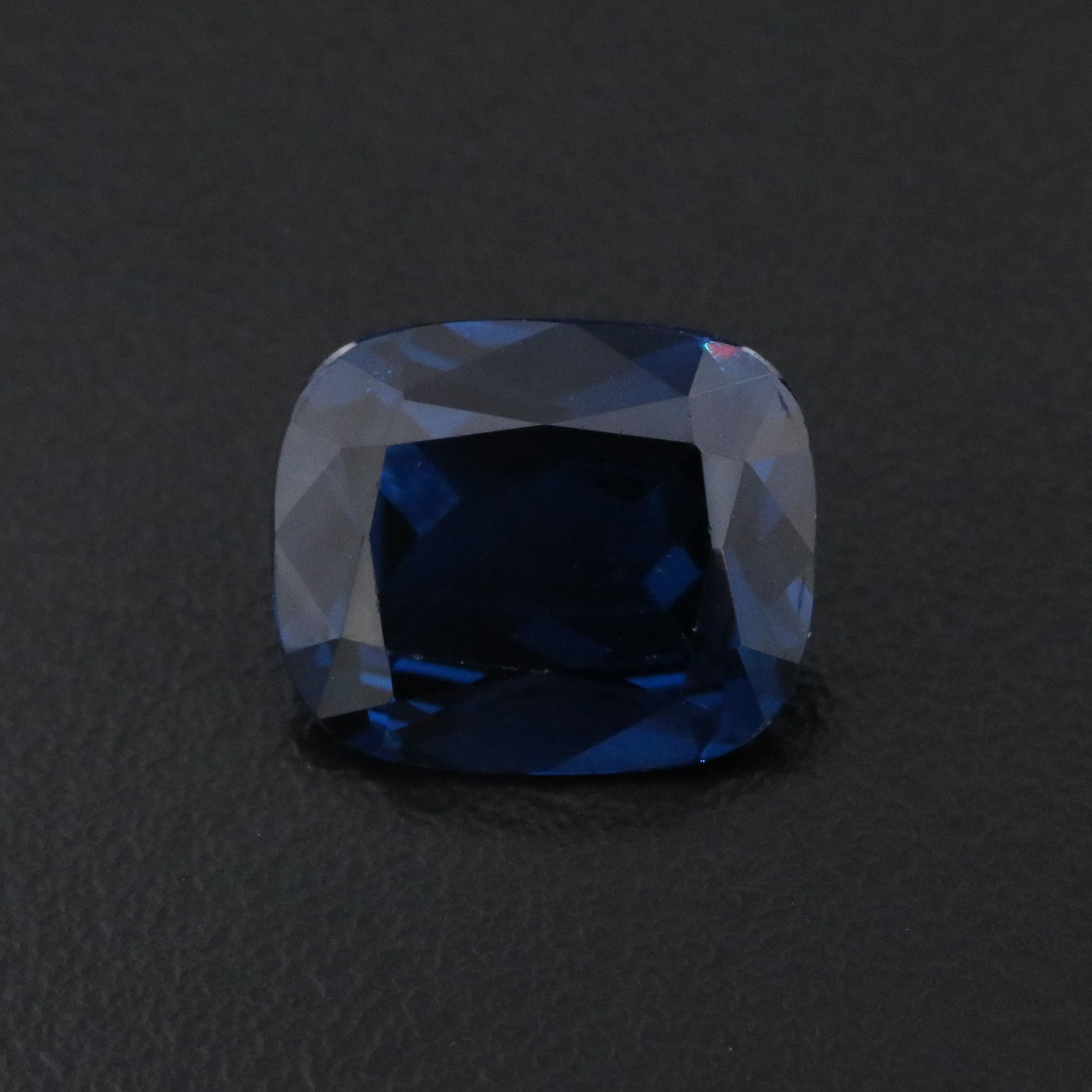 Loose 8.77 CT Lab Grown Spinel