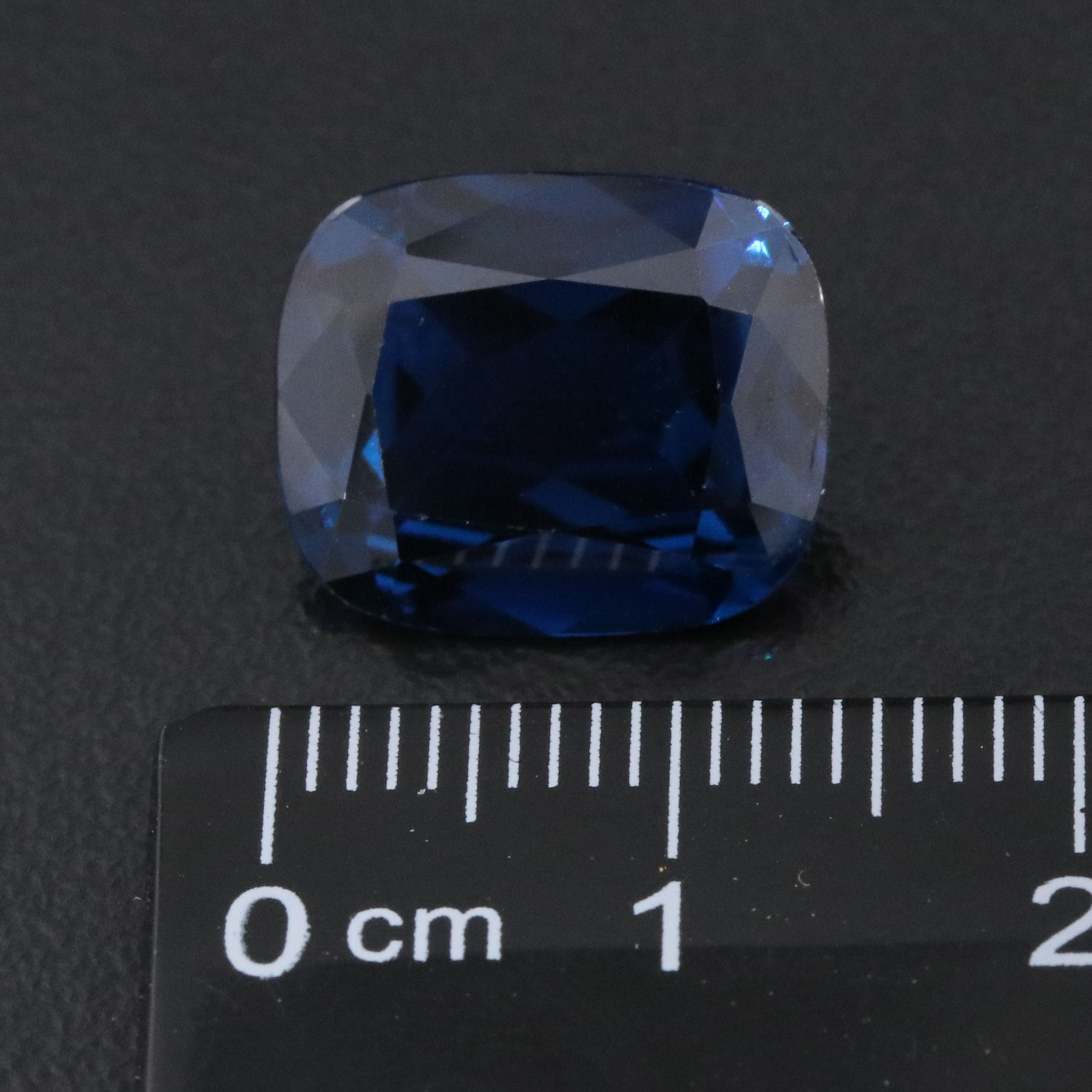 Loose 8.77 CT Lab Grown Spinel