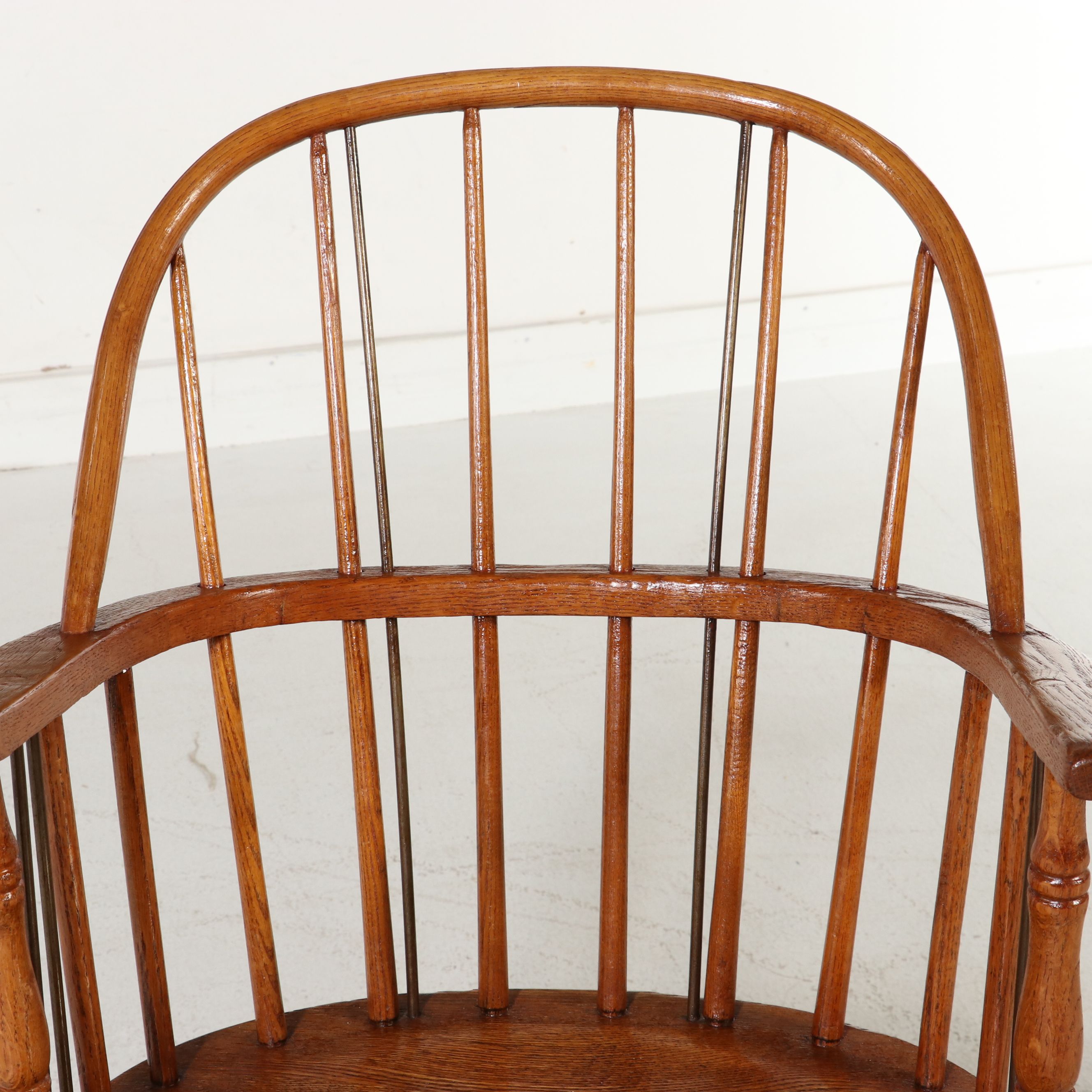Pair of American Colonial Revival Oak Windsor Armchairs, 20th Century