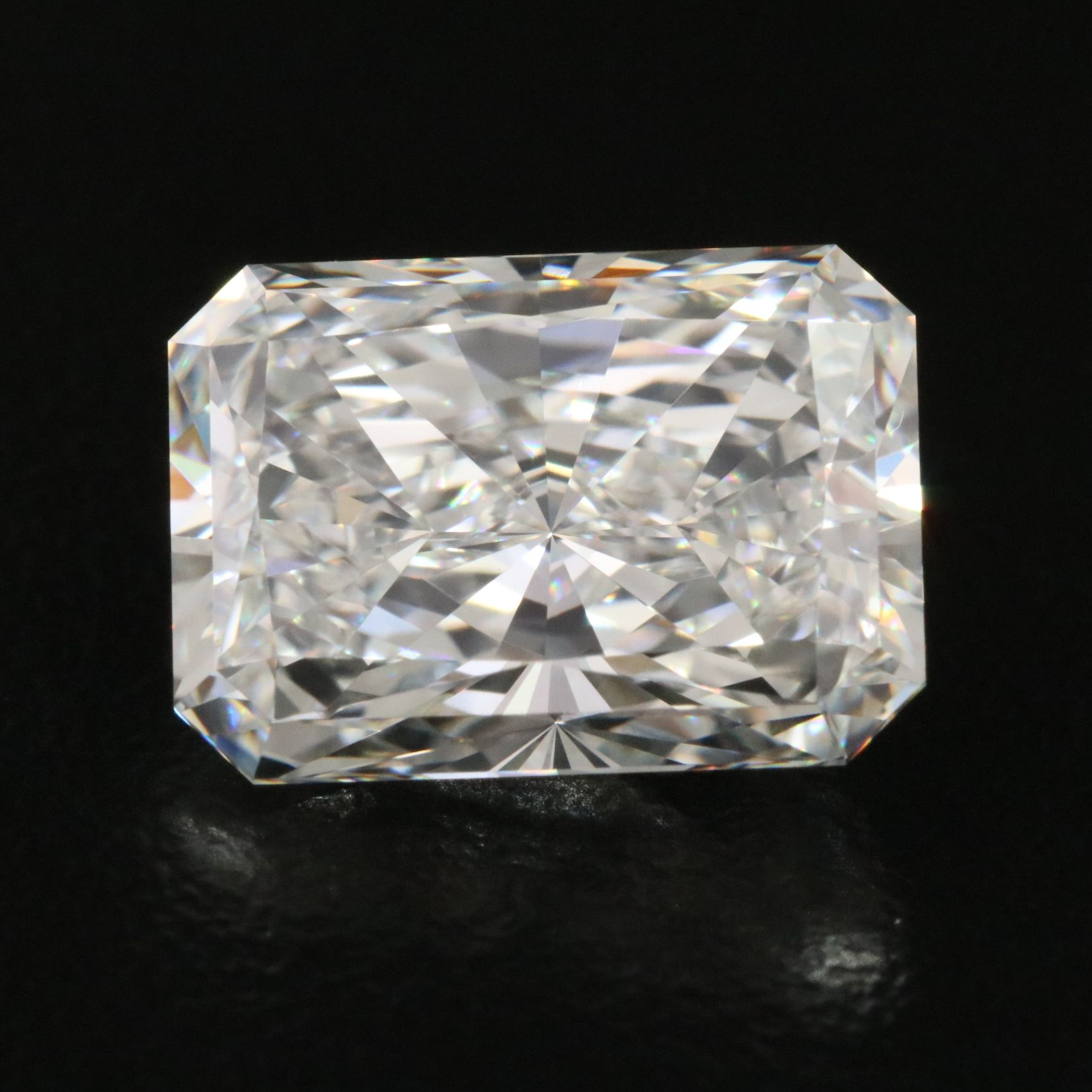 Loose 4.10 CT Lab Grown Diamond with IGI Report