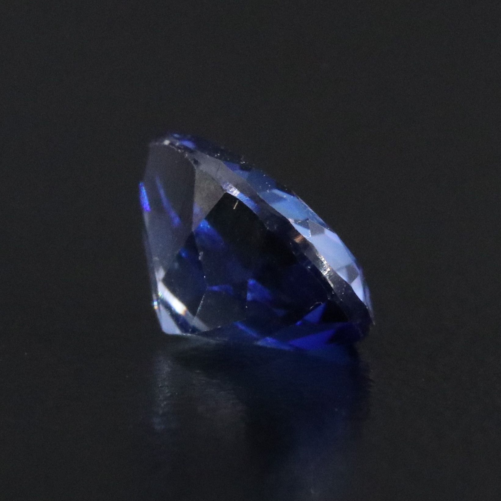 Loose 3.52 CT Lab Grown Sapphire