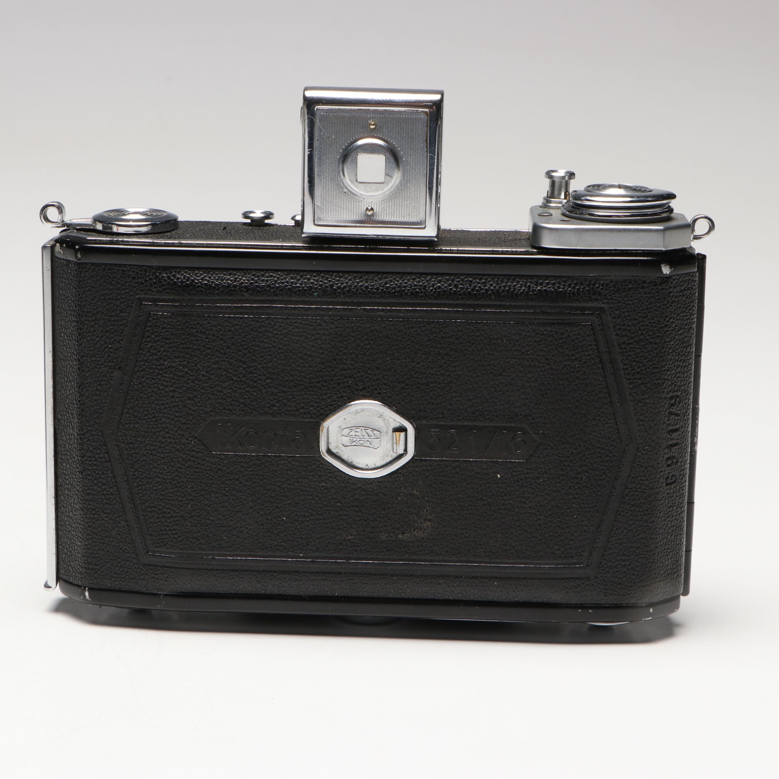 Zeiss Ikon Ikonta, Konica Pearl III and More Mid-20th Century Cameras