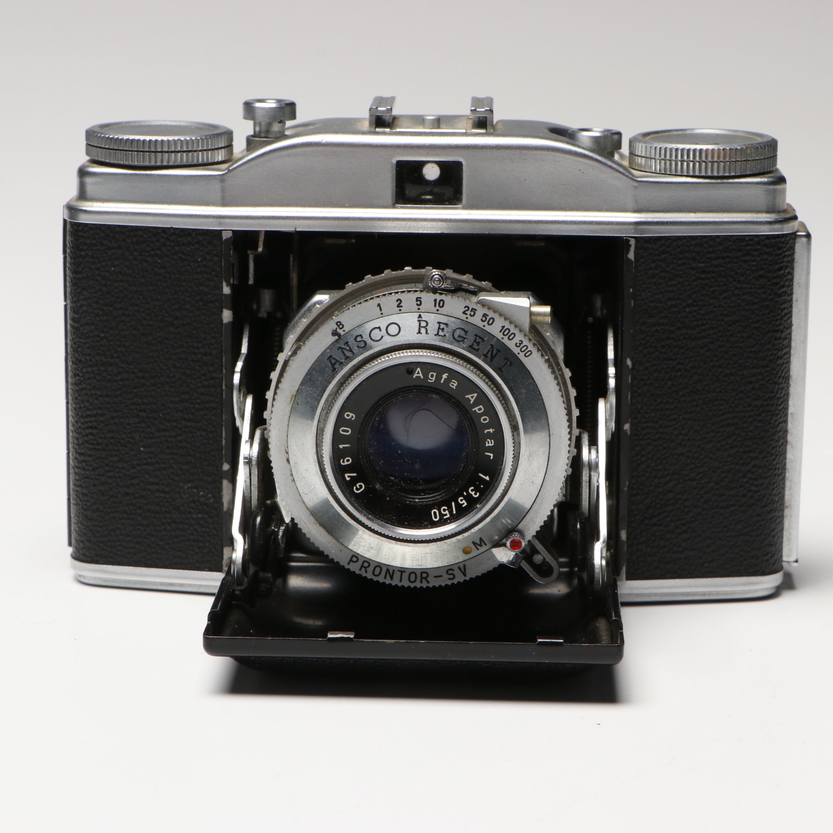 Zeiss Ikon Ikonta, Konica Pearl III and More Mid-20th Century Cameras