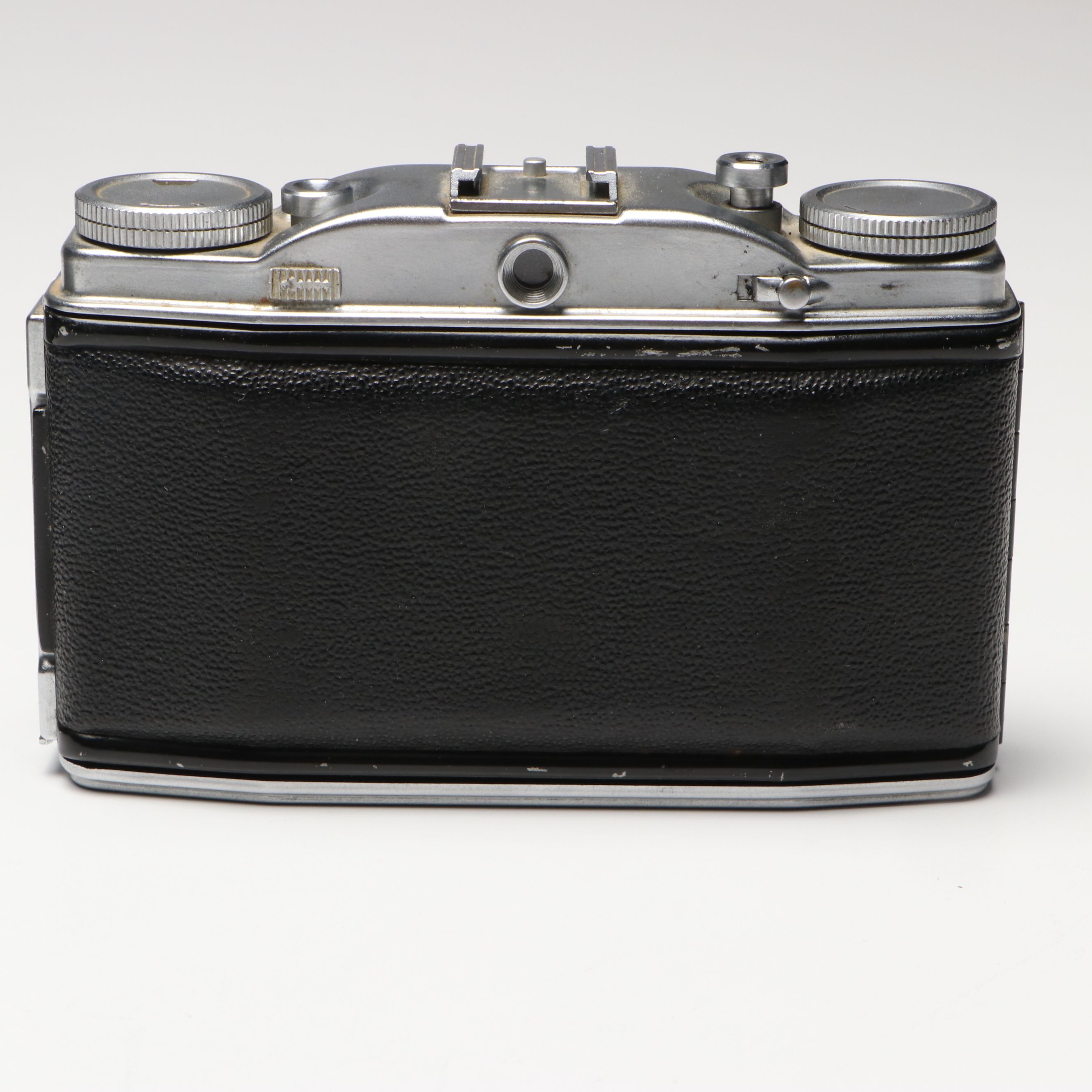 Zeiss Ikon Ikonta, Konica Pearl III and More Mid-20th Century Cameras