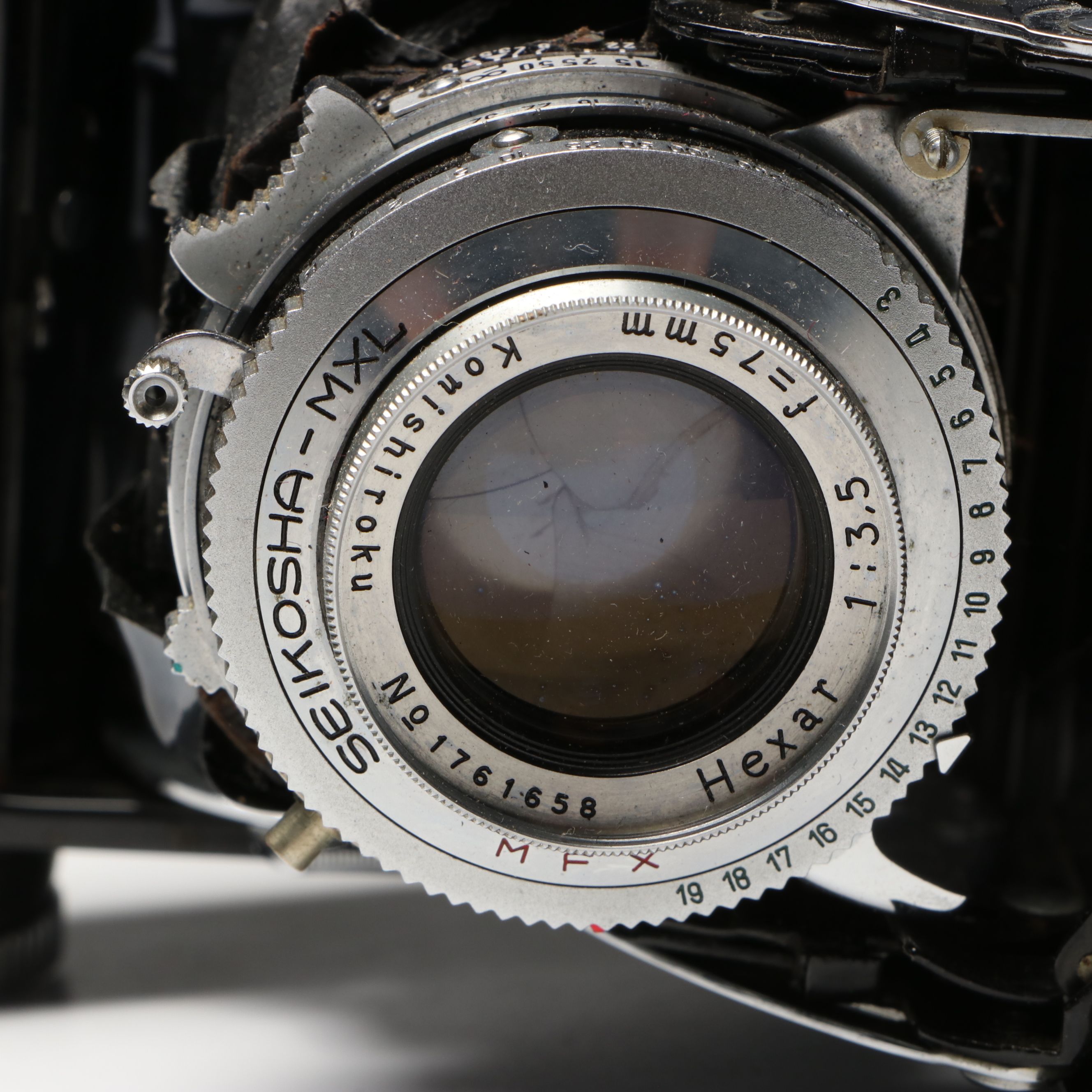 Zeiss Ikon Ikonta, Konica Pearl III and More Mid-20th Century Cameras