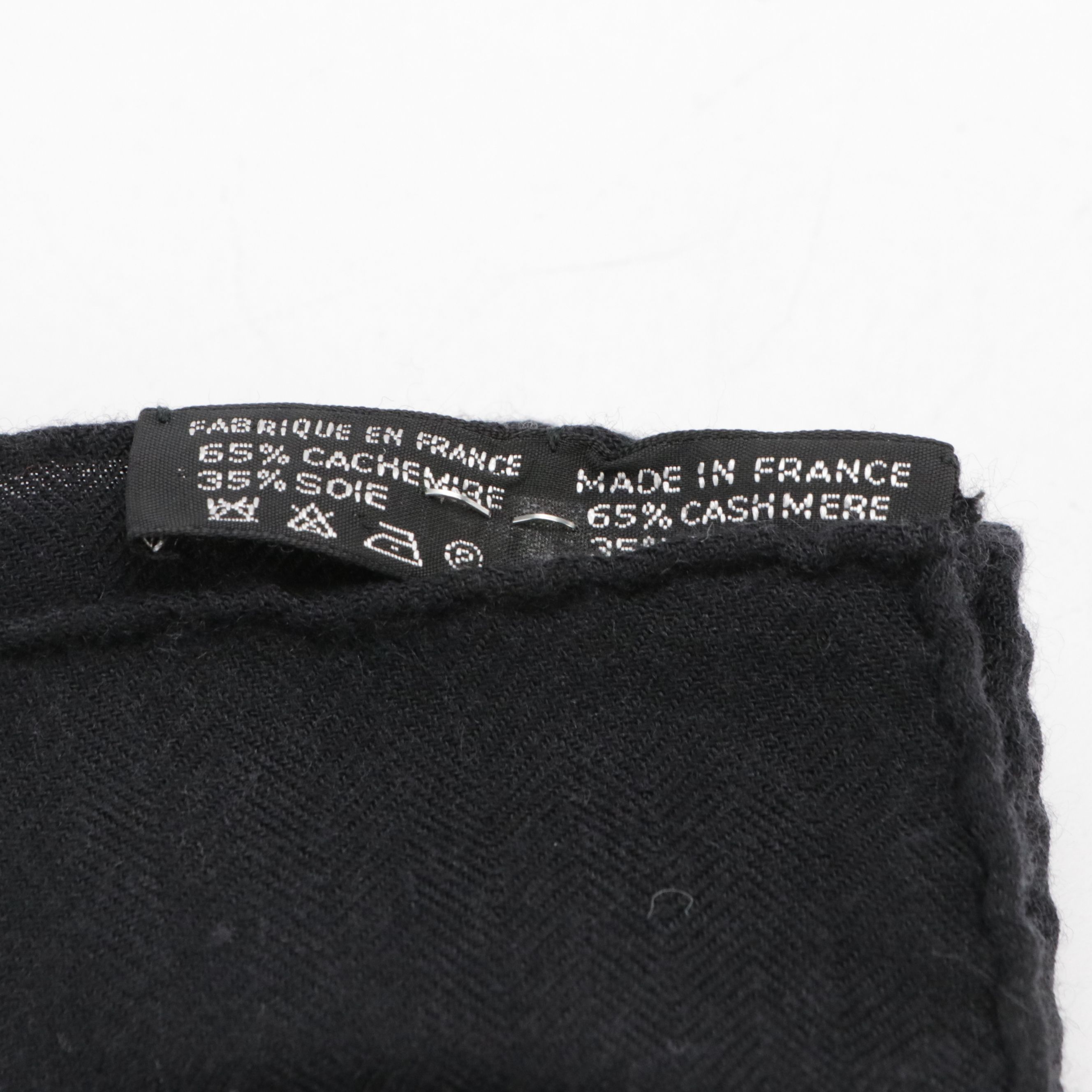 Hermès "Fleurs et Plumes" Scarf 140 in Cashmere/Silk Blend with Box