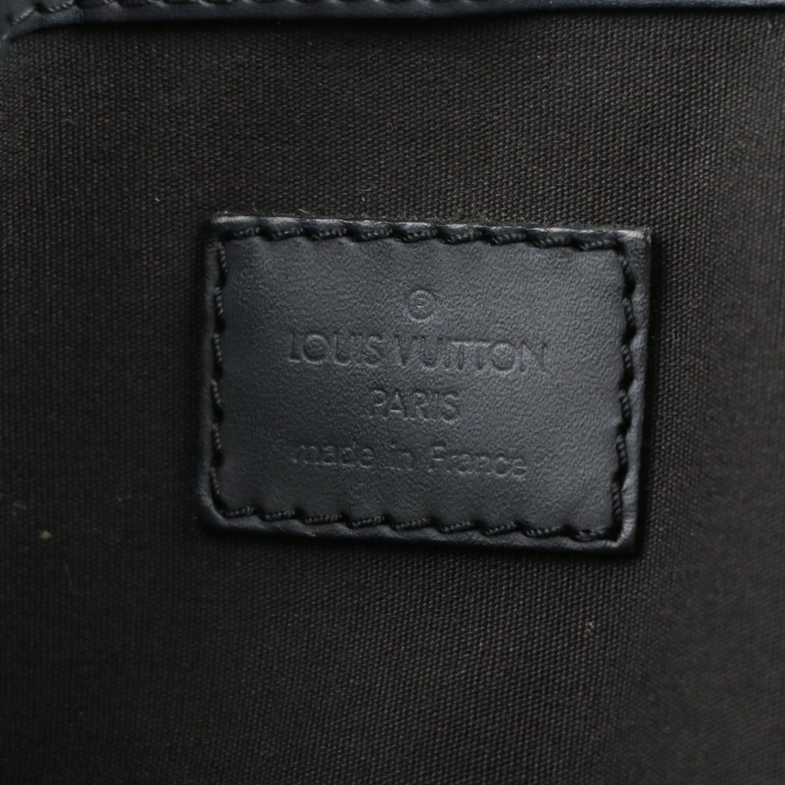 Louis Vuitton Mandara MM Bucket Tote Bag in Black Epi and Smooth Leather