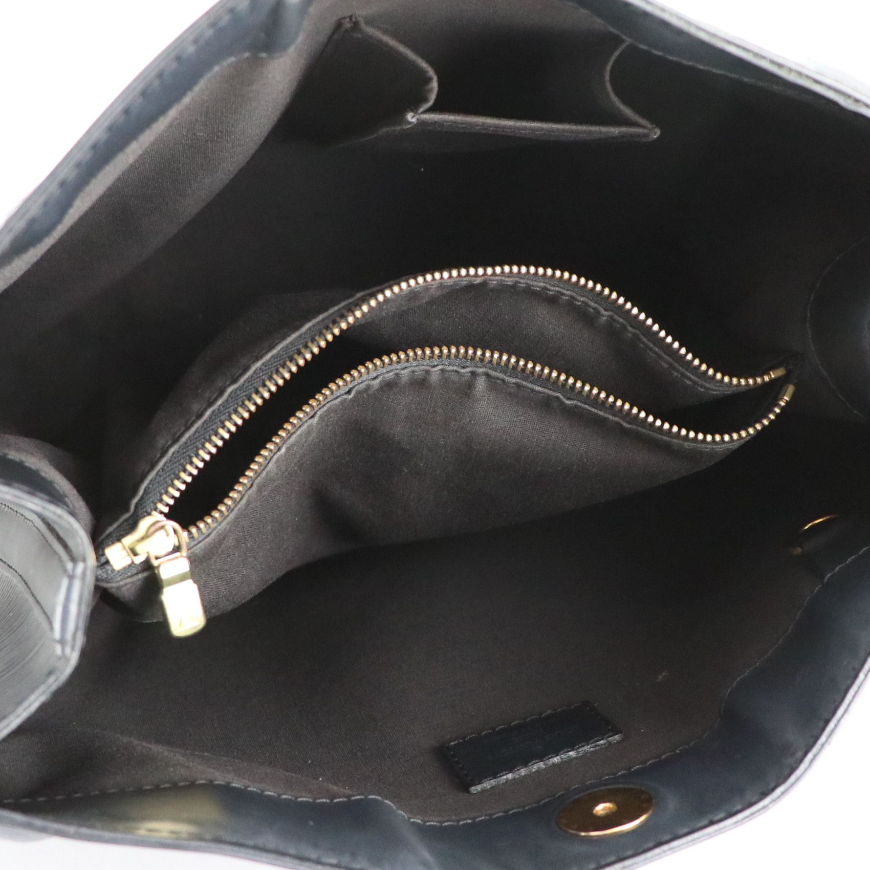 Louis Vuitton Mandara MM Bucket Tote Bag in Black Epi and Smooth Leather