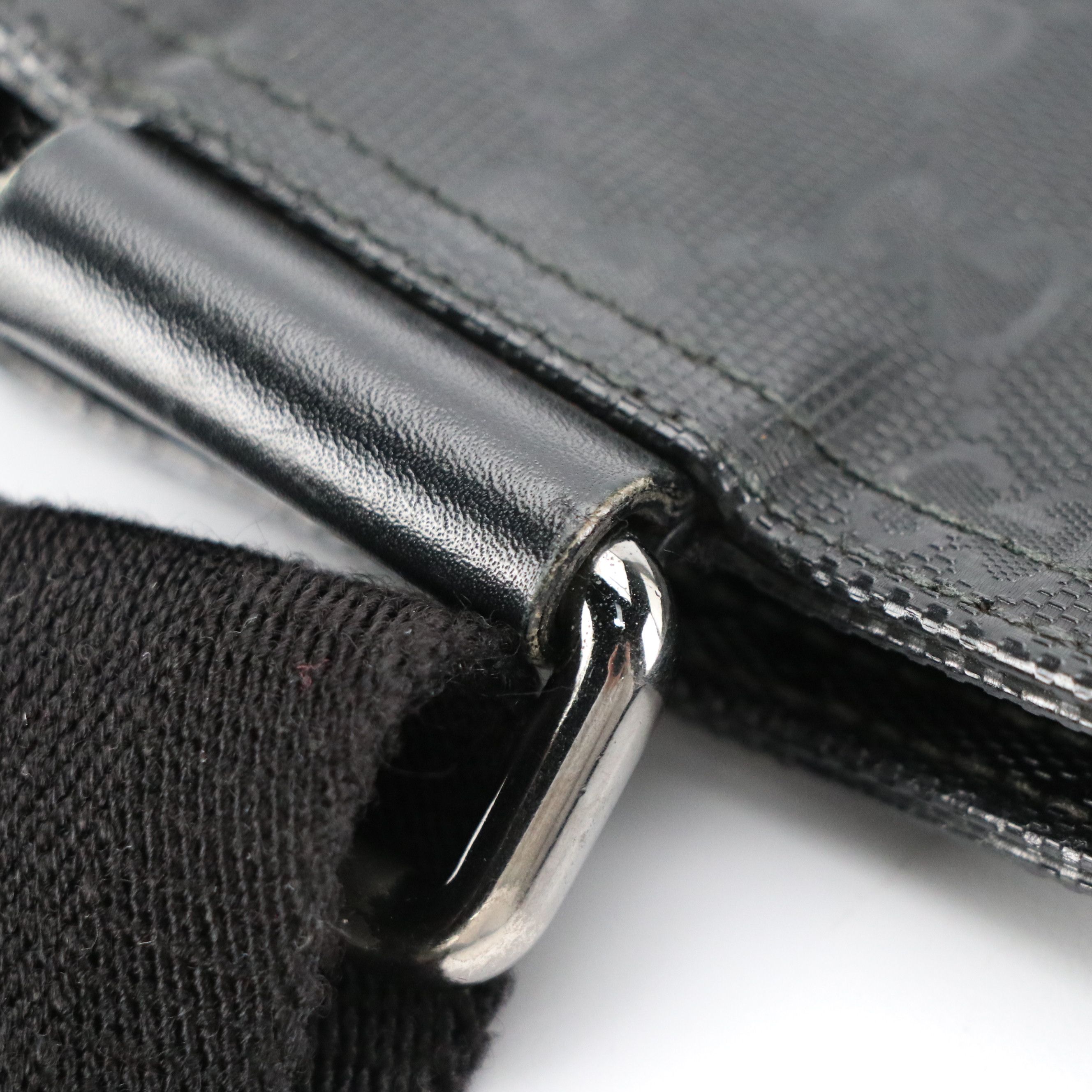 Gucci Black GG Imprimé Canvas Crossbody Messenger Bag