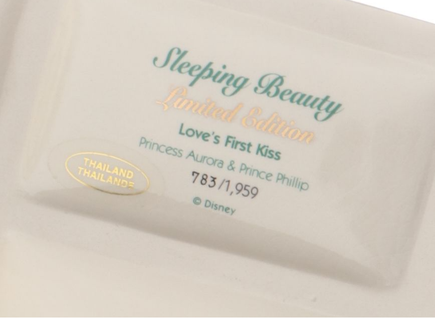 Walt Disney Classics Collection "Love's First Kiss" Figural Scene