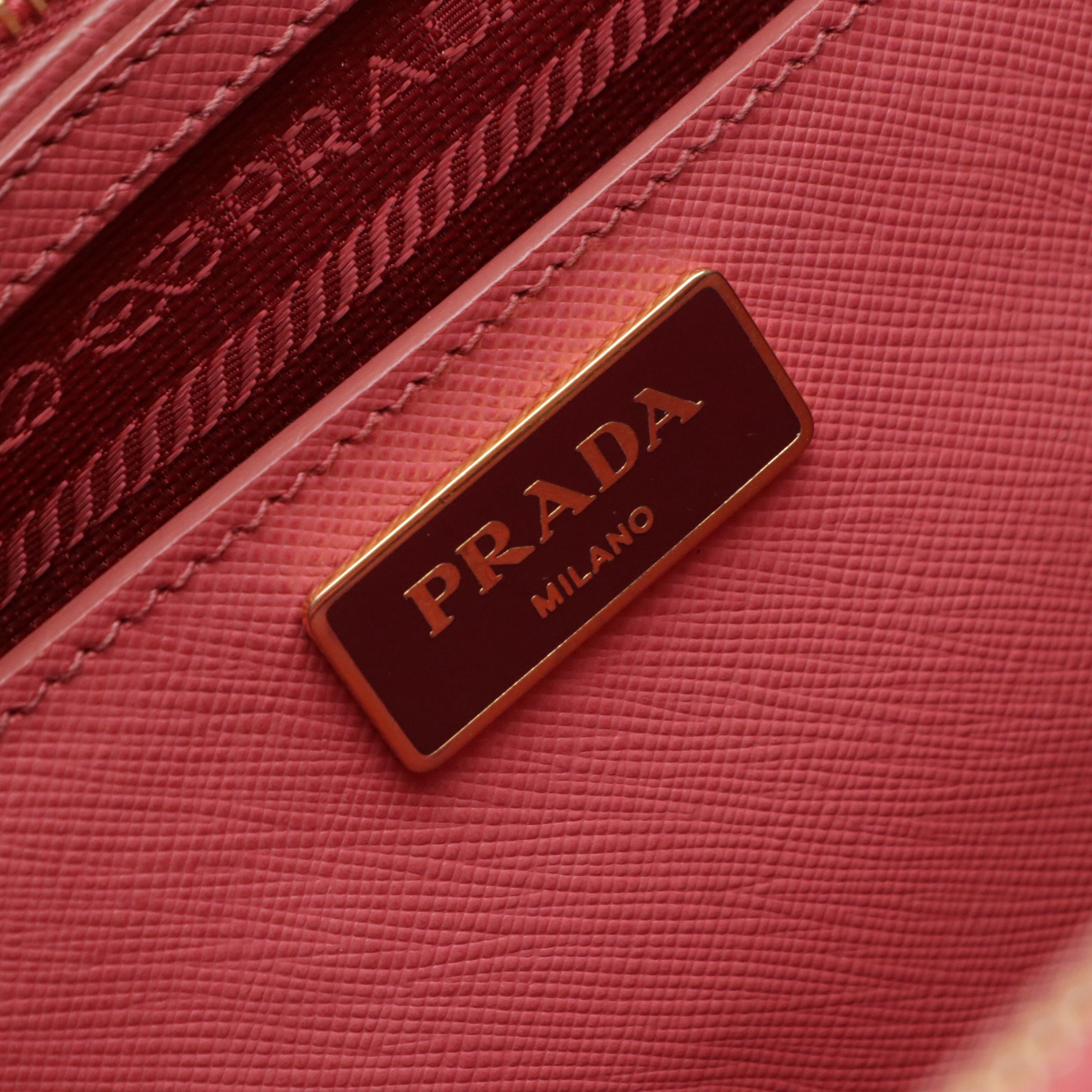 Prada Large Galleria Double Zip Top Handle Tote Bag in Pink Saffiano Leather