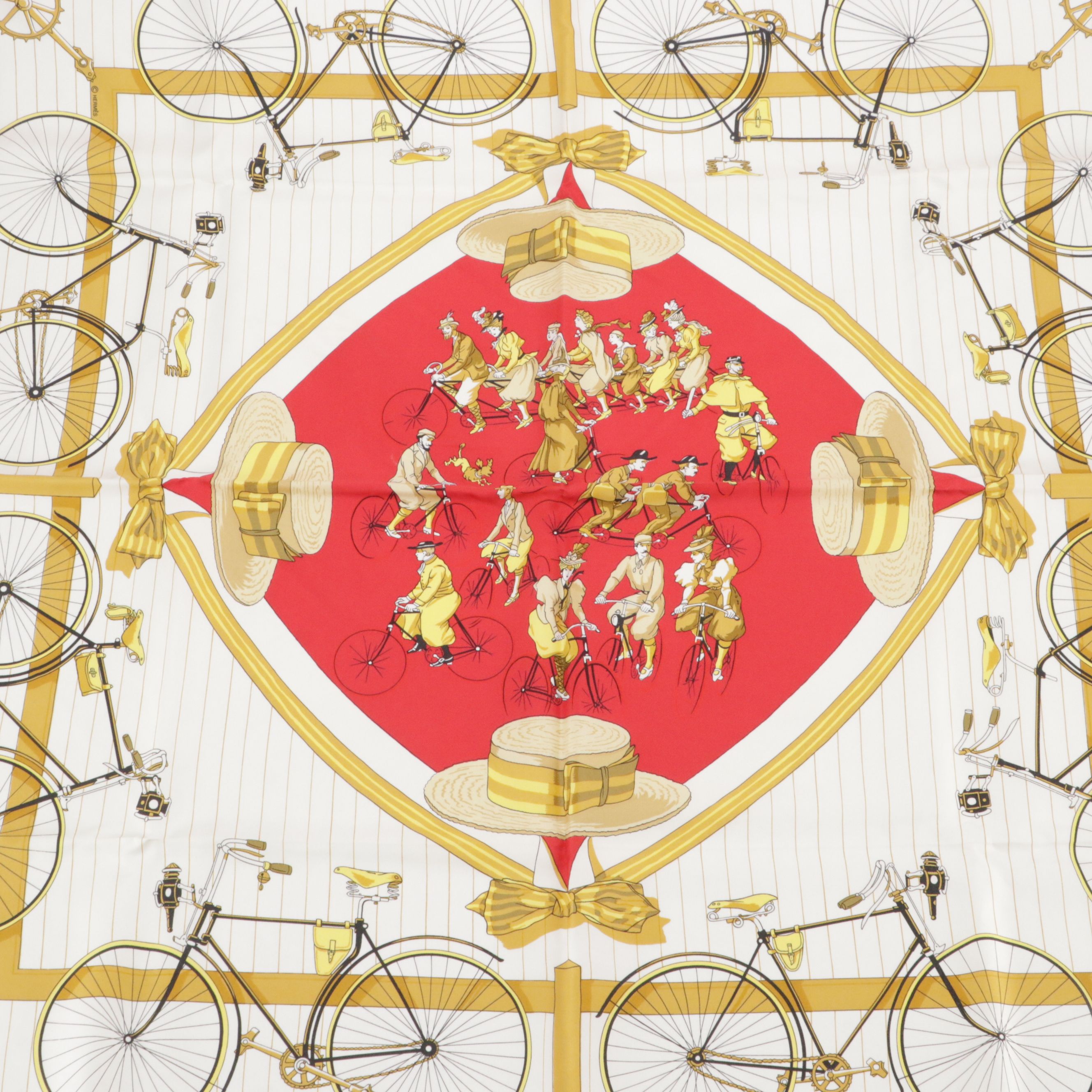 Hermès "Les Becanes" Scarf 90 in Silk Twill with Box