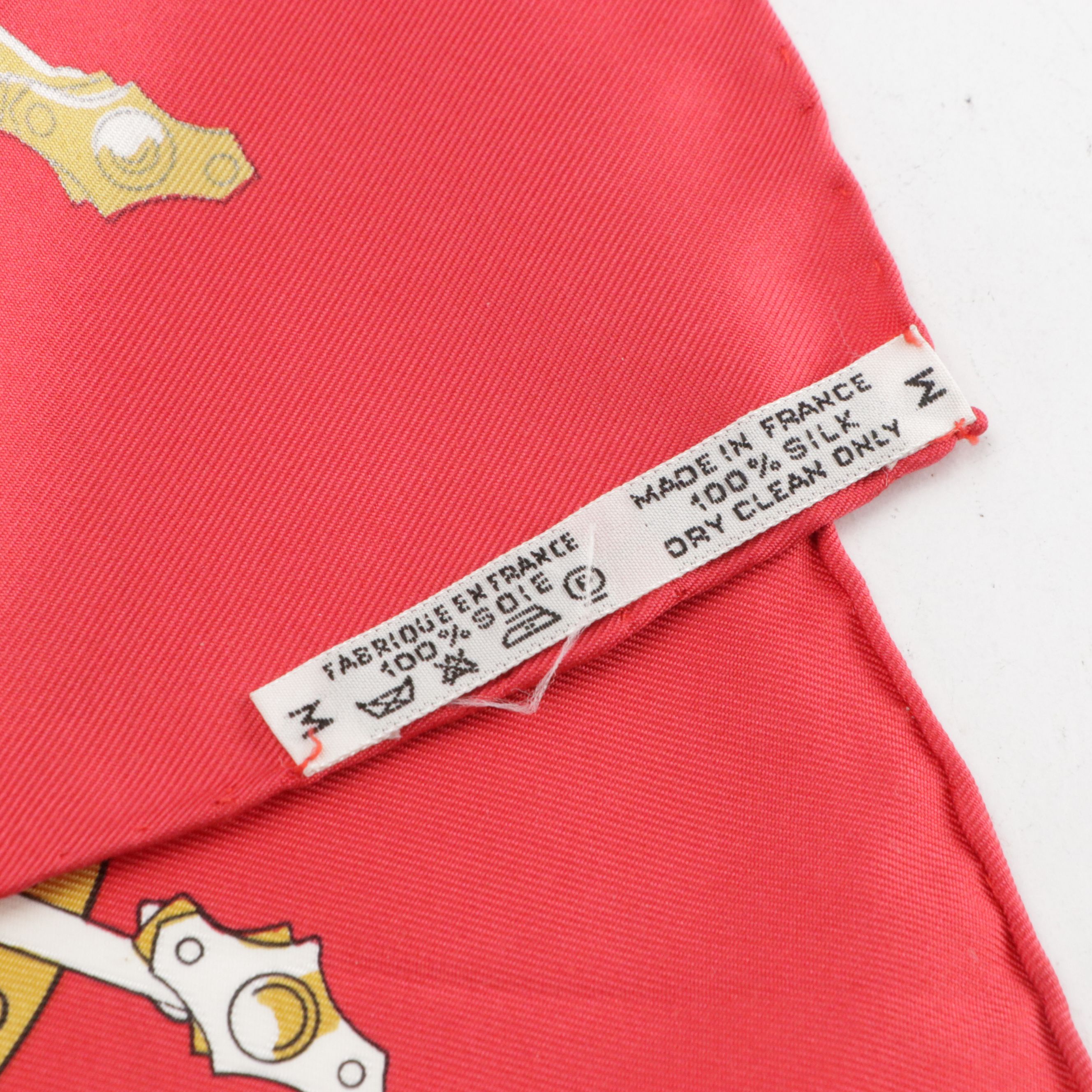 Hermès "Les Becanes" Scarf 90 in Silk Twill with Box