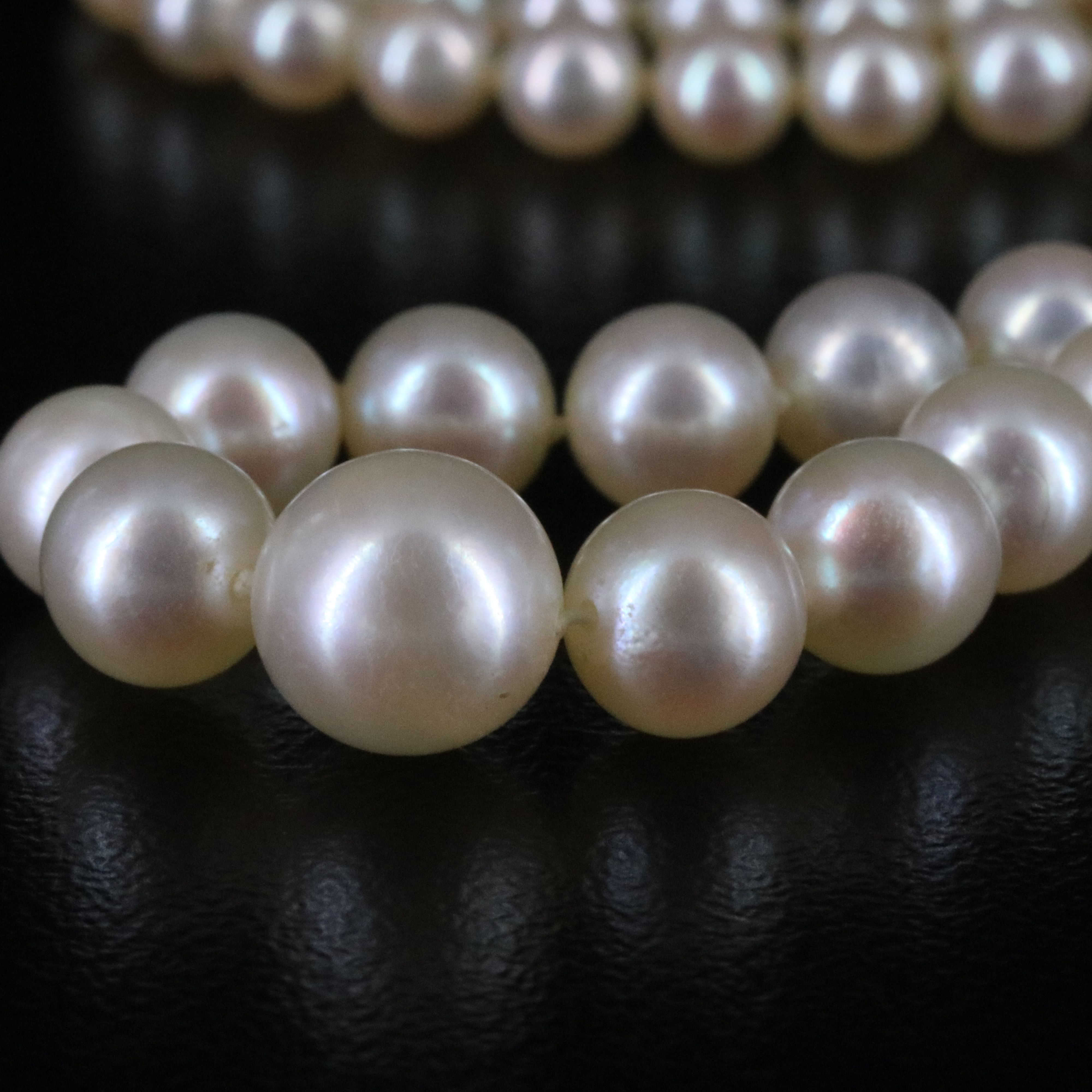 10K Graduated Pearl Necklace