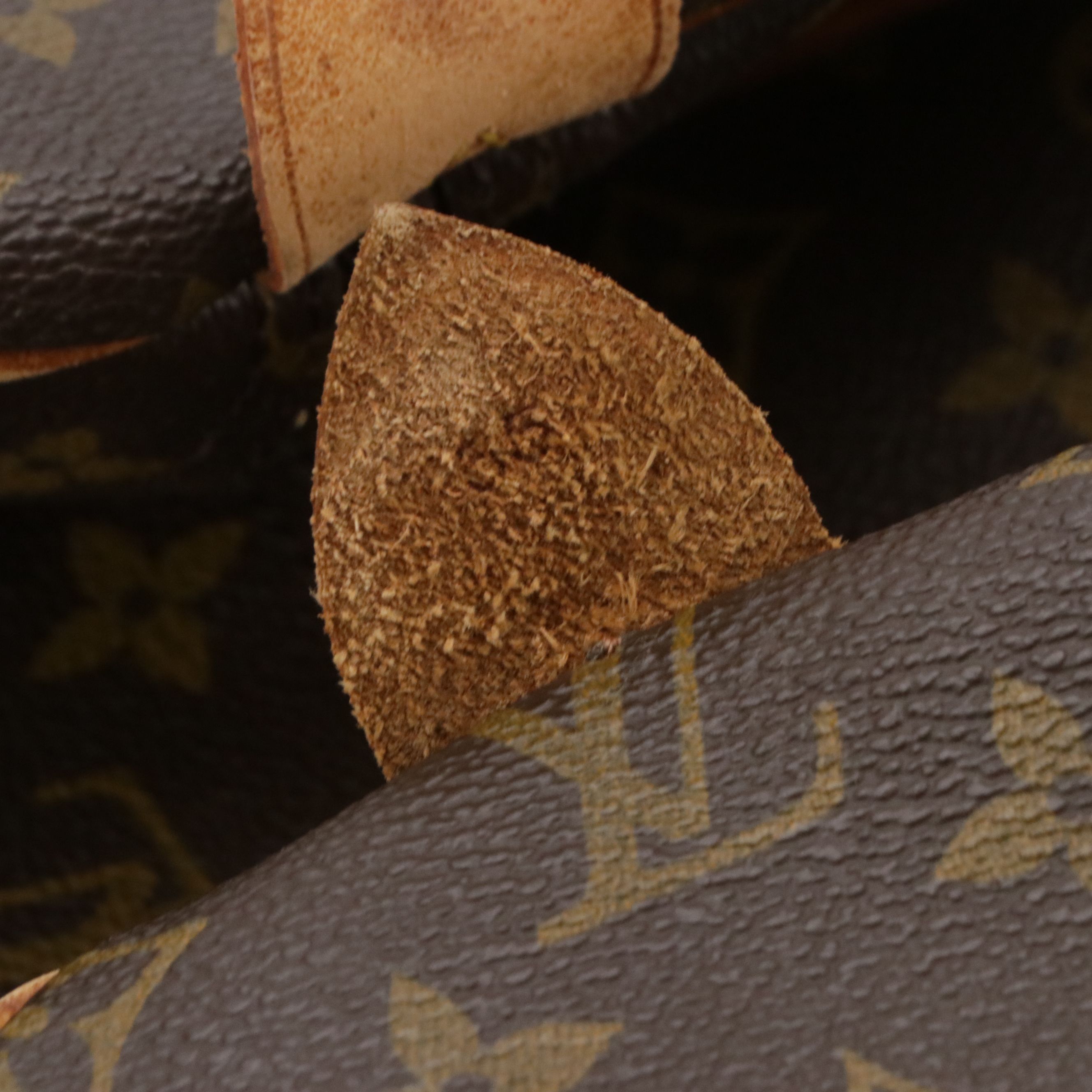 Louis Vuitton Vintage Keepall 55 Duffle Bag in Monogram Canvas and Leather