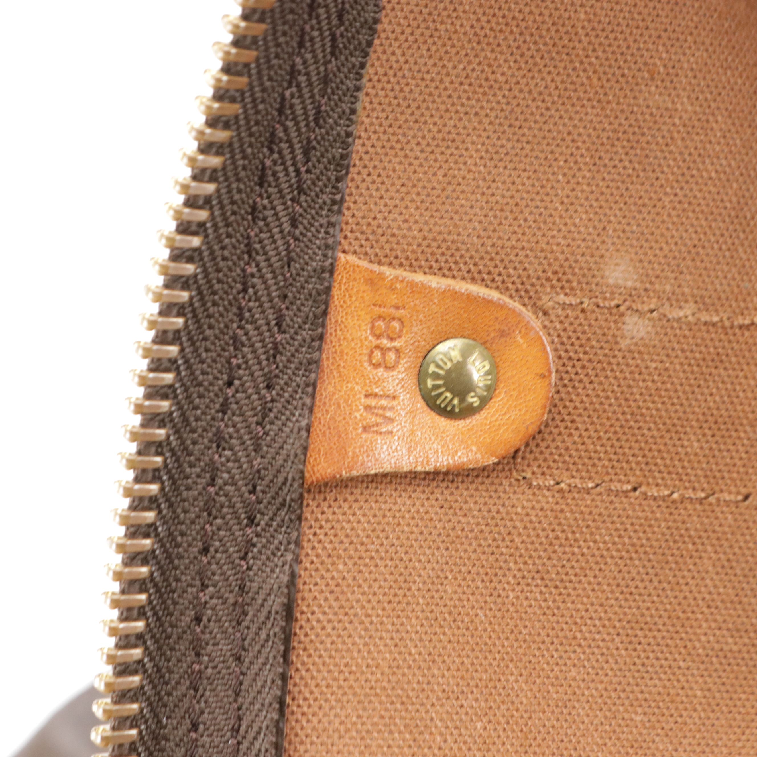 Louis Vuitton Vintage Keepall 55 Duffle Bag in Monogram Canvas and Leather