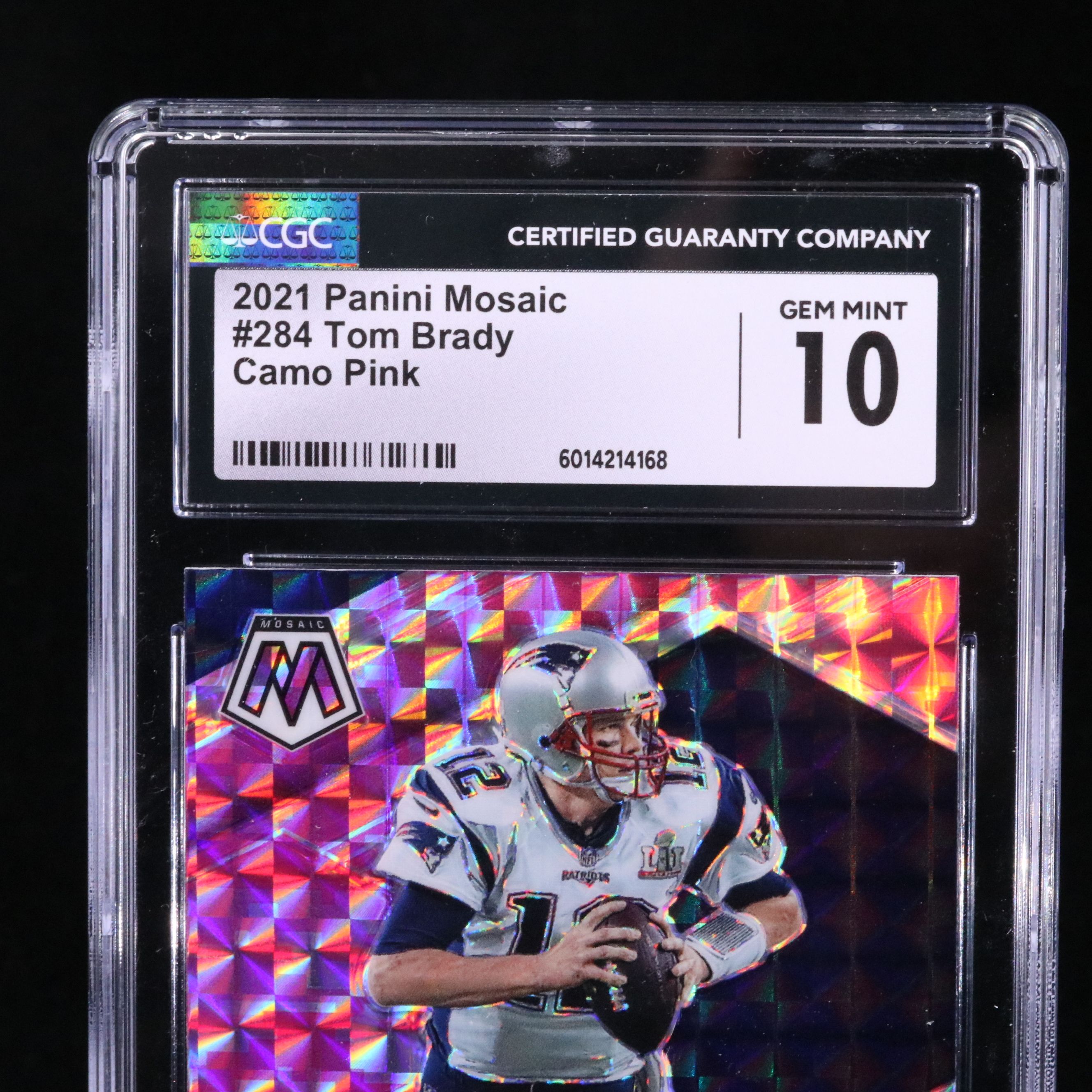 2021 Mosaic Tom Brady Pink Camo Prizm Football Card Graded CGC 10