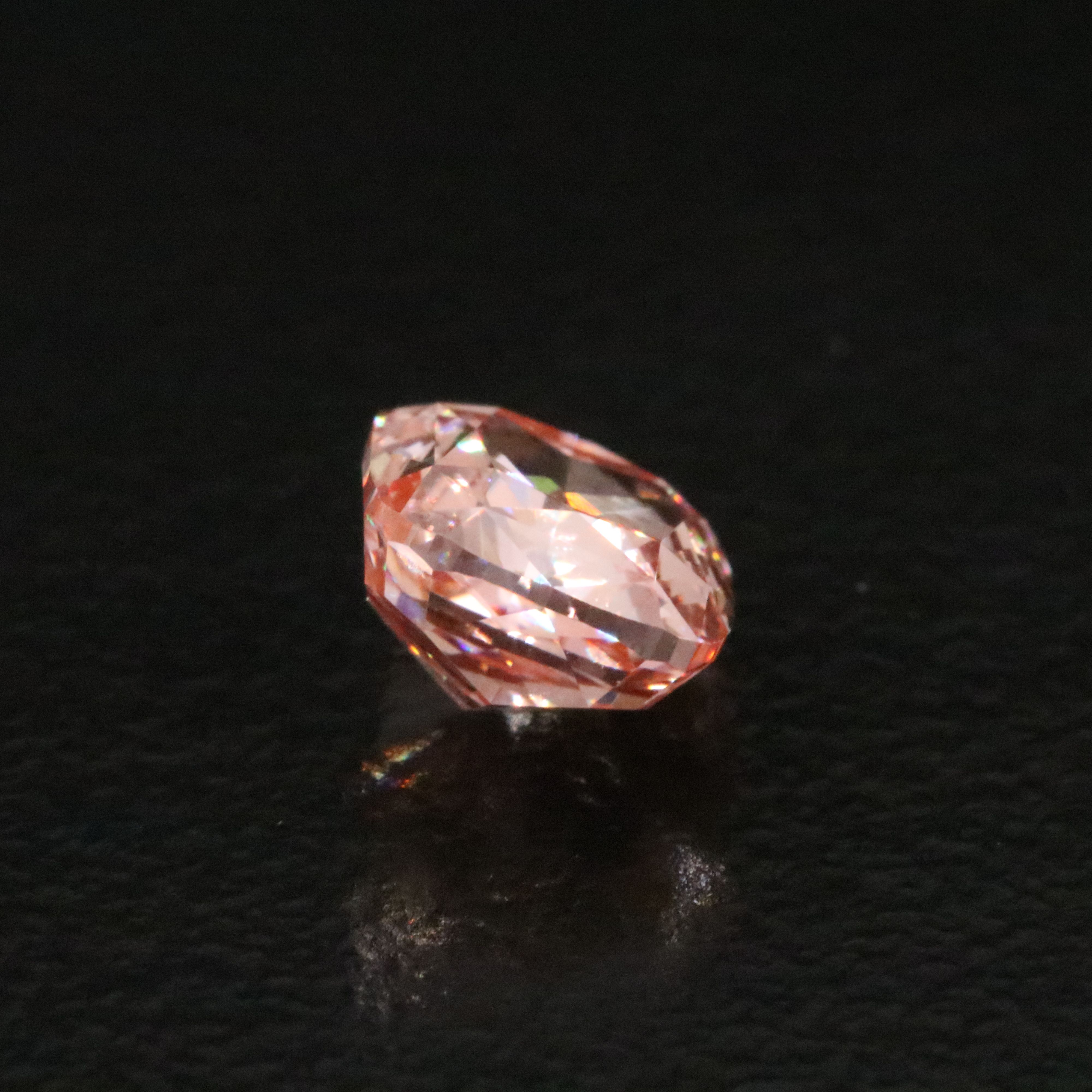 Loose 1.03 CT Lab Grown Fancy Vivid Pink Diamond with IGI Report