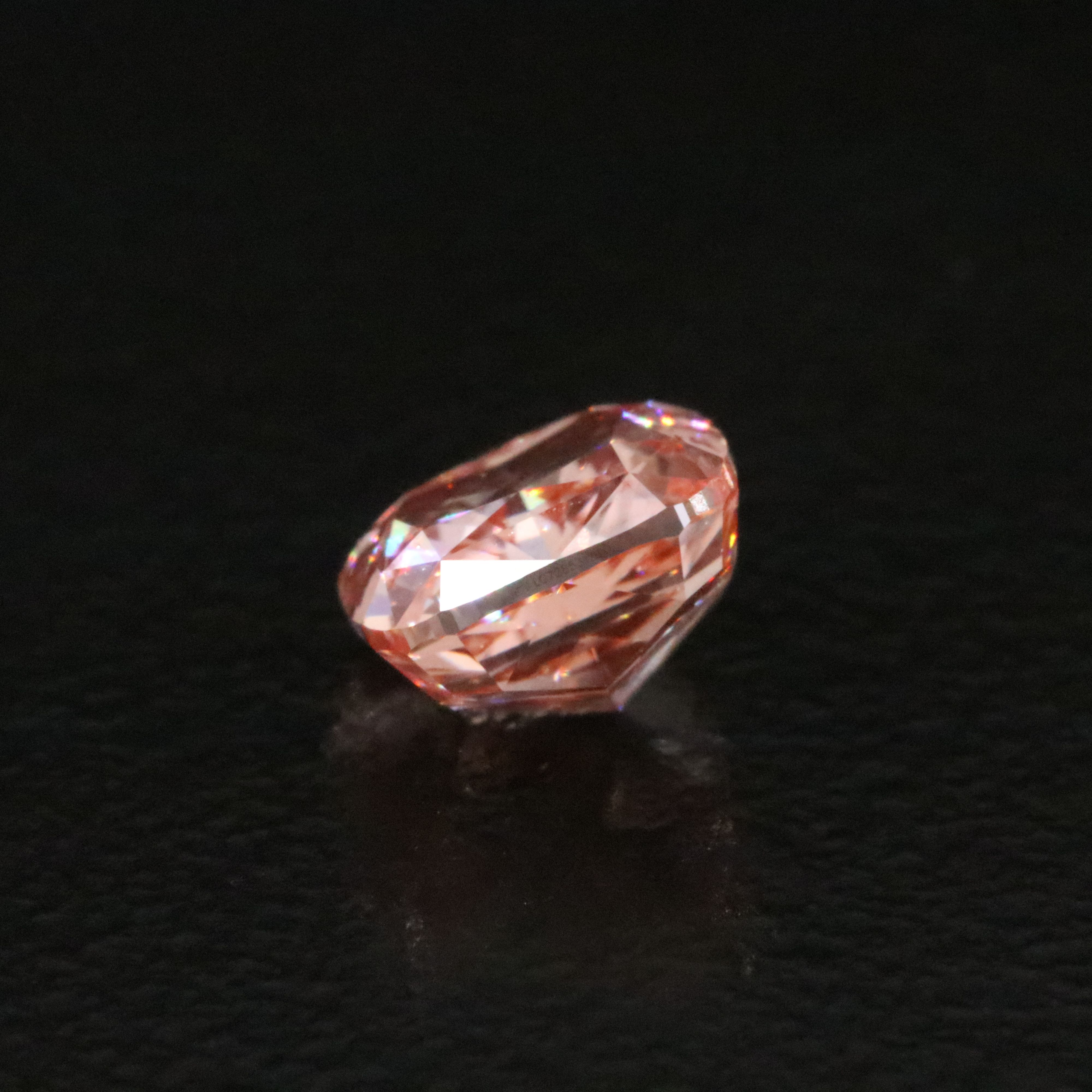 Loose 1.03 CT Lab Grown Fancy Vivid Pink Diamond with IGI Report