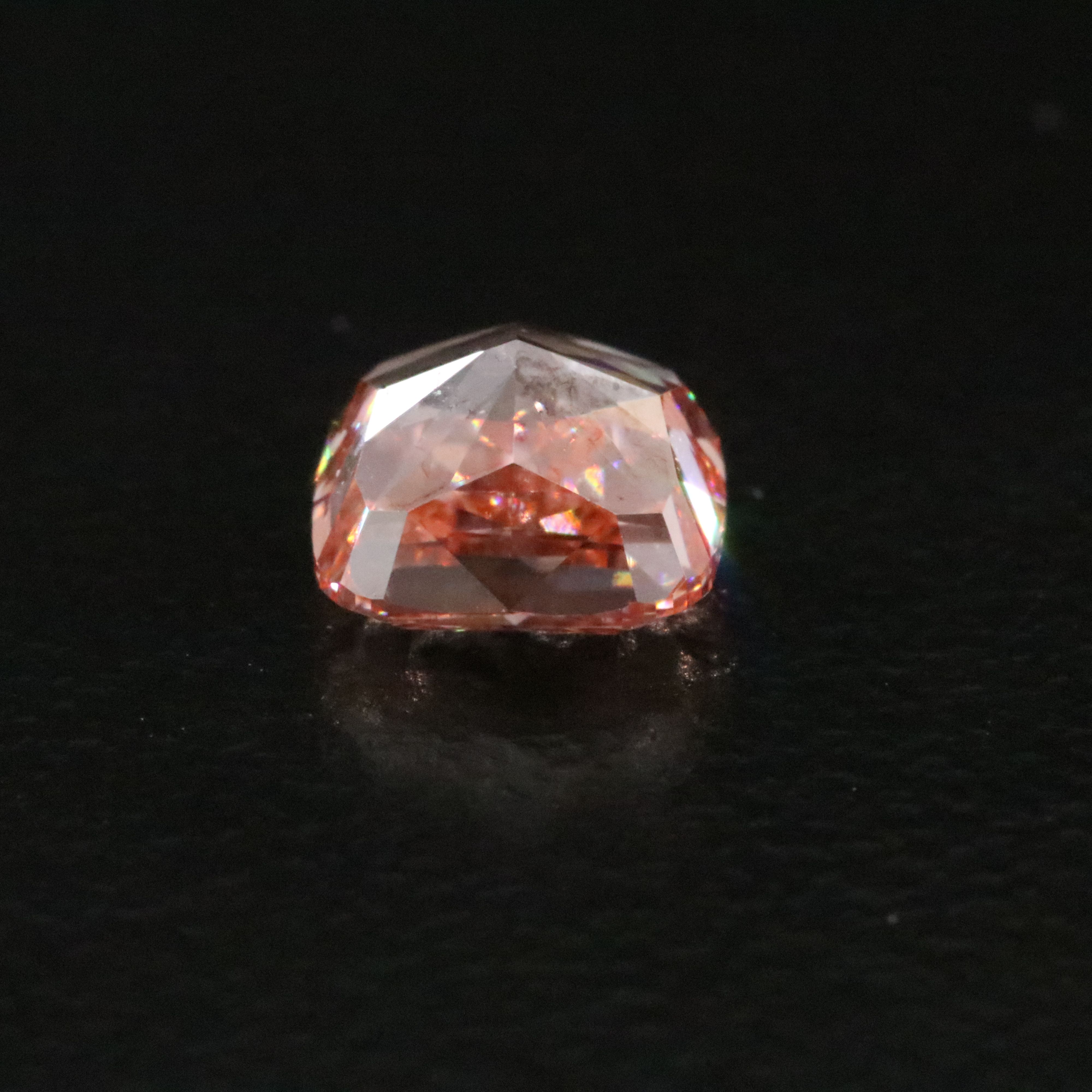 Loose 1.03 CT Lab Grown Fancy Vivid Pink Diamond with IGI Report